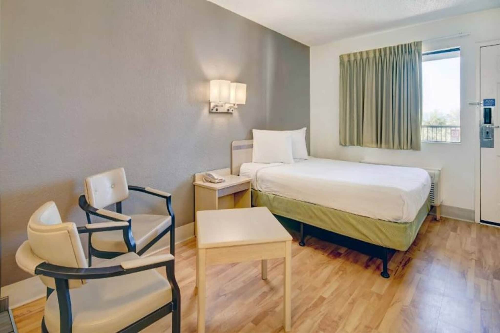 Bed Room