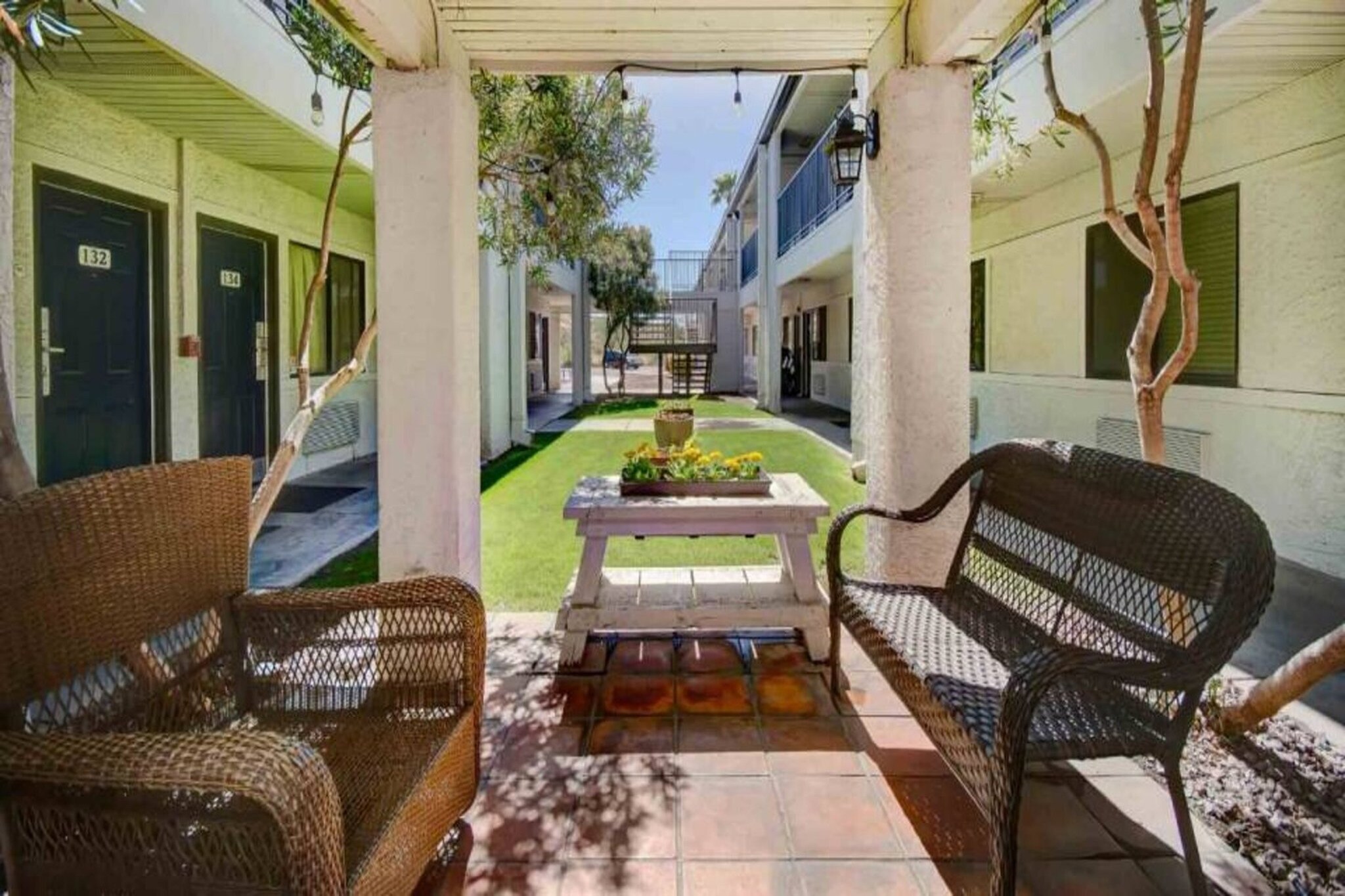 Exterior Summer