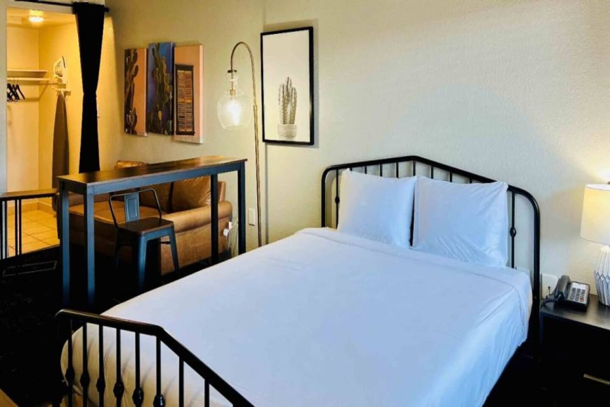 Bed Room