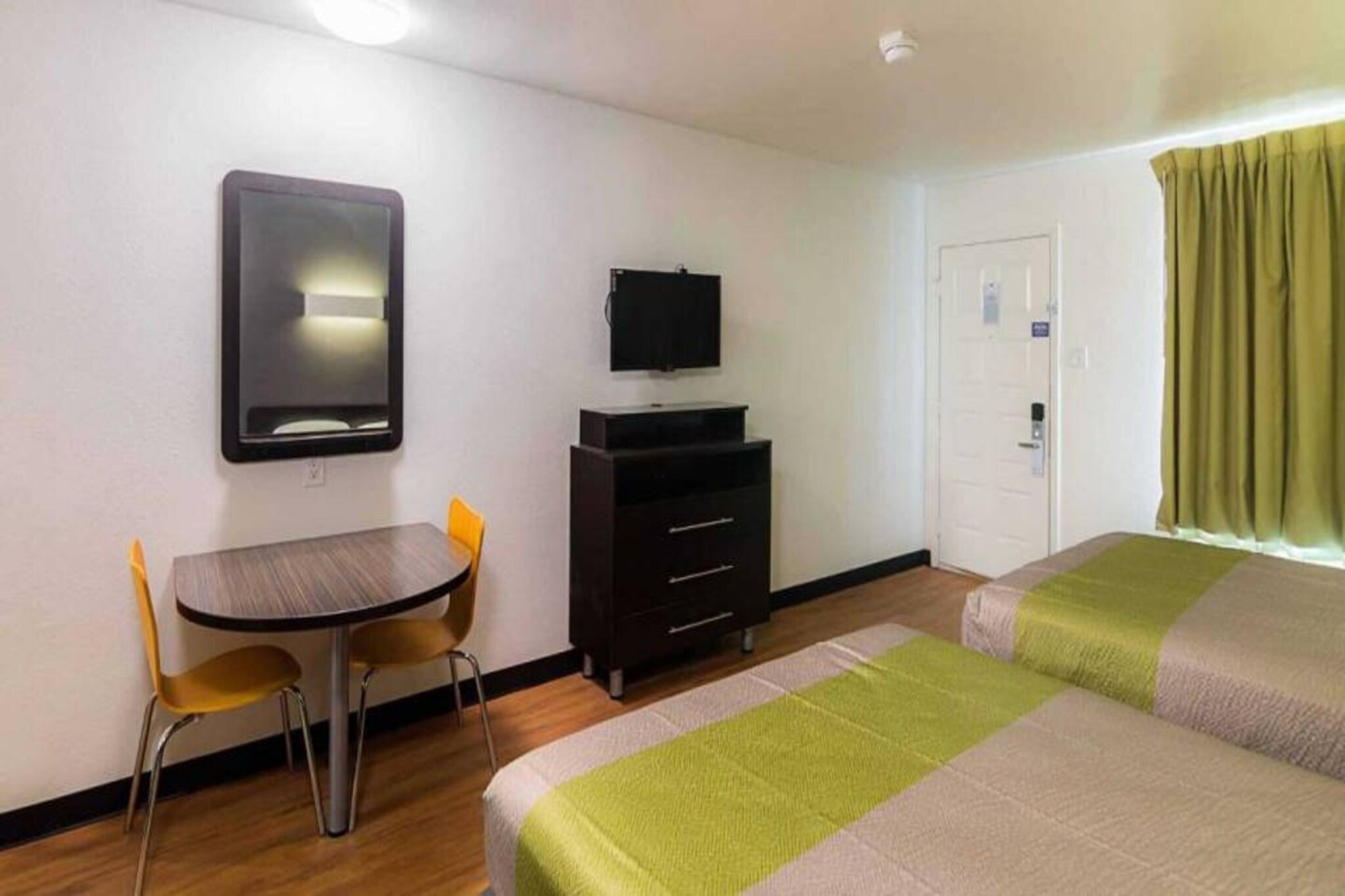 Bed Room