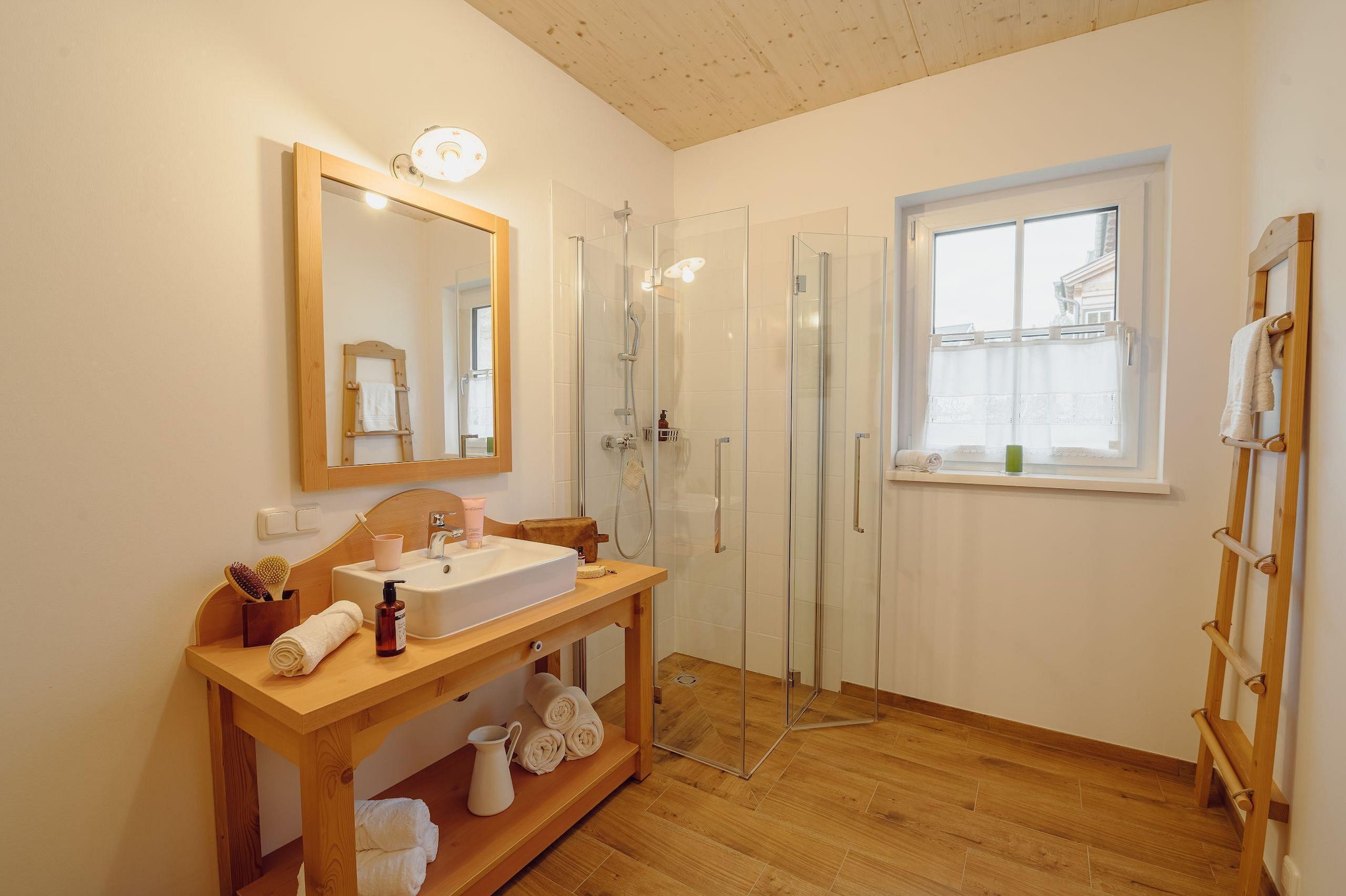 Haus Grundlsee 2-Salle de bain