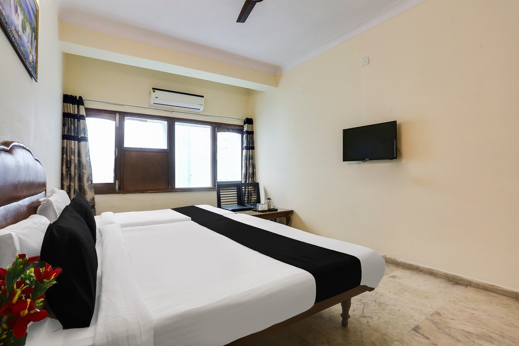Super Townhouse Pichola Formerly Vinayak