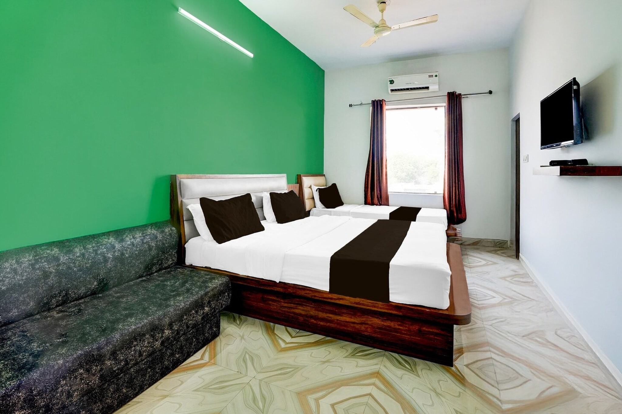 Super Collection O Salasar Balaji Temple Formerly Keshav Mahal features accommodation in Salasar. Among the facilities of this property are a restaurant, room service and a 24-hour front desk, along with free WiFi throughout the property. The hotel has family rooms.
The rooms at the hotel are fitted with a seating area, a flat-screen TV with satellite channels and a private bathroom with free toiletries and a shower. Guest rooms at Super Collection O Salasar Balaji Temple Formerly Keshav Mahal have air conditioning and a desk.
A continental breakfast is available at the accommodation.
Kishangarh Airport is 158 km from the property.
Unmarried couples are warmly welcome at this property.
Guests with local ID proof are warmly welcome.
Early Check-In Policy: A full day’s room rate will be charged for check-ins before 6:00 AM. Complimentary early check-in is available between 6:00 AM and 10:00 AM, subject to room availability.
Check-in is only available to guests aged 18 and above. Please provide a government-issued ID to confirm your age.