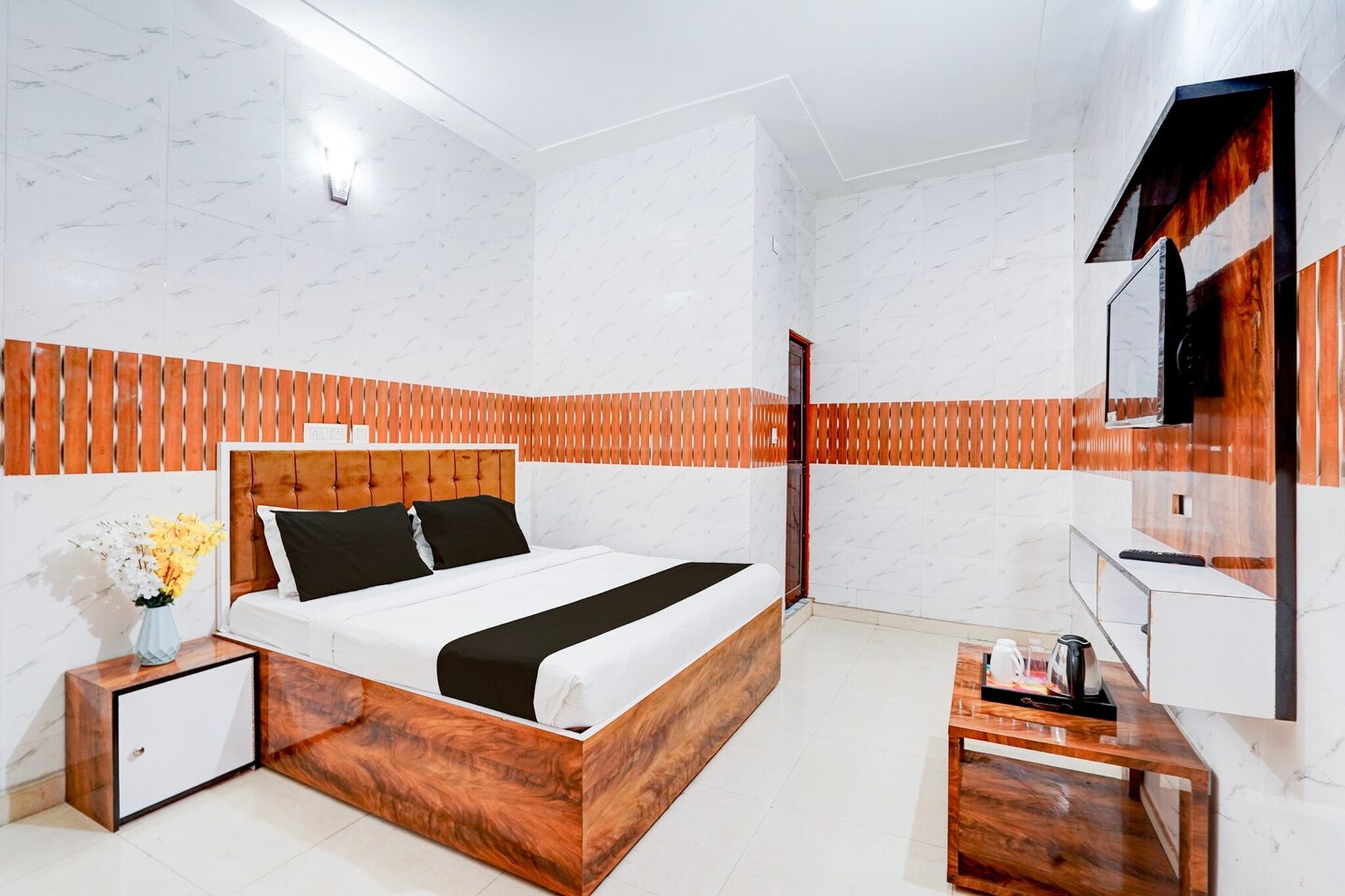 Hotel O Rahul Vihar Ghaziabad