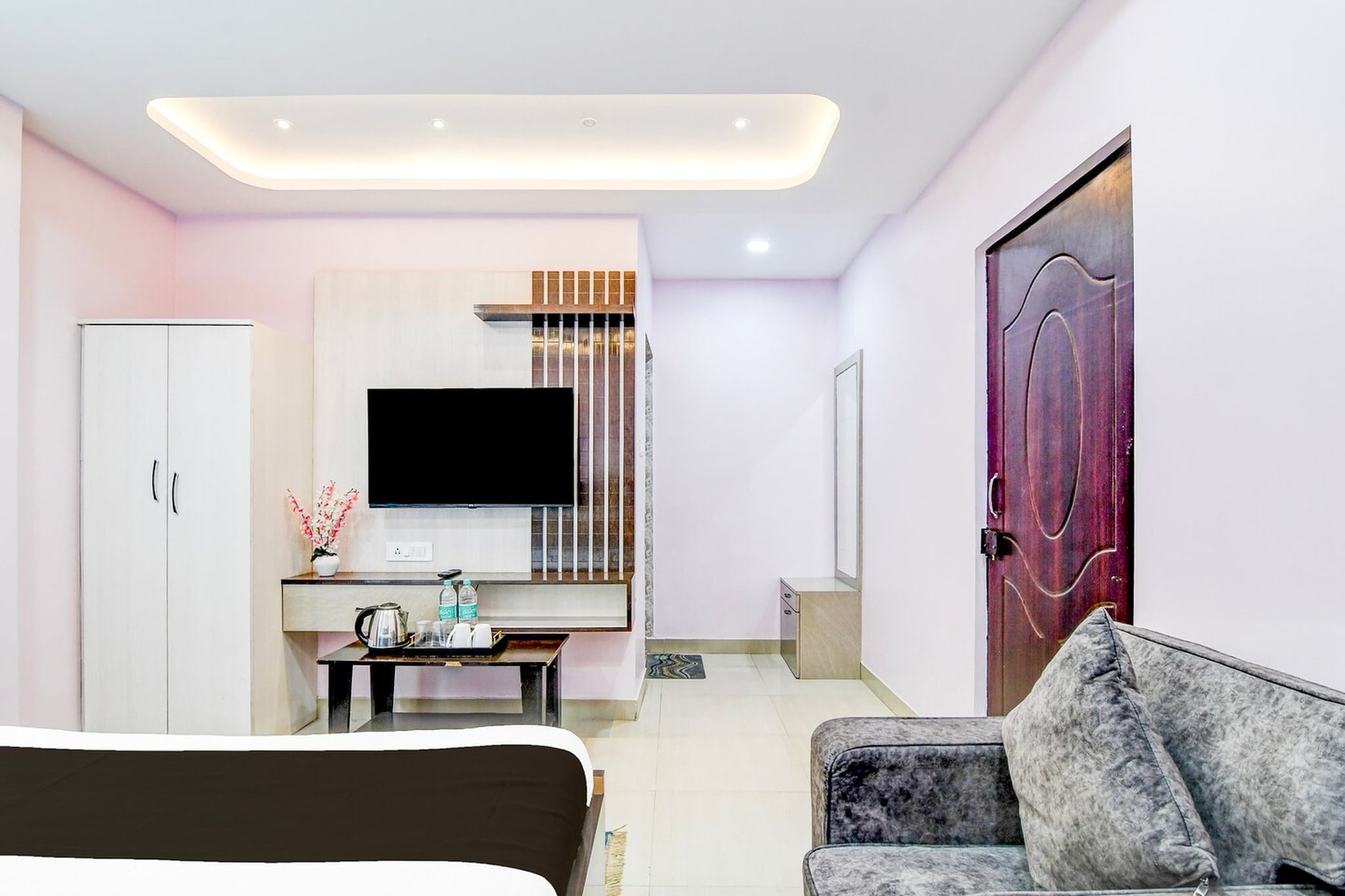 Collection O SF Road Siliguri Jyoti Hotel