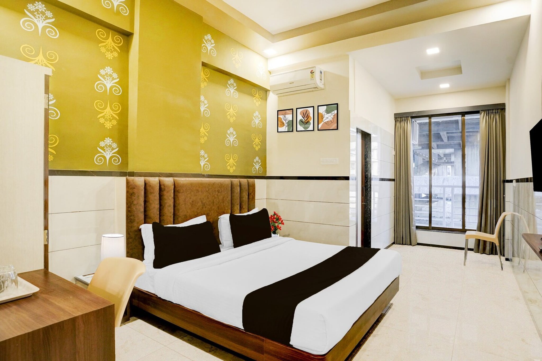 Townhouse Vasai Express Highway Formerly Majestic Inn is located in Mumbai. Among the facilities at this property are room service and a 24-hour front desk, along with free WiFi throughout the property. The hotel features family rooms.

All units at the hotel are equipped with a seating area, a flat-screen TV with satellite channels and a private bathroom with free toiletries and a bath or shower. The rooms at Townhouse Vasai Express Highway Formerly Majestic Inn include air conditioning and a desk.
T1 - Chhatrapati Shivaji International Airport  is  44.8 from the property

Unmarried couples are warmly welcome at this property.
Guests with local ID proof are warmly welcome.
Early Check-In Policy: A full dayâ€™s room rate will be charged for check-ins before 6:00 AM. Complimentary early check-in is available between 6:00 AM and 10:00 AM, subject to room availability.
Check-in is only available to guests aged 18 and above. Please provide a government-issued ID to confirmÂ yourÂ age.