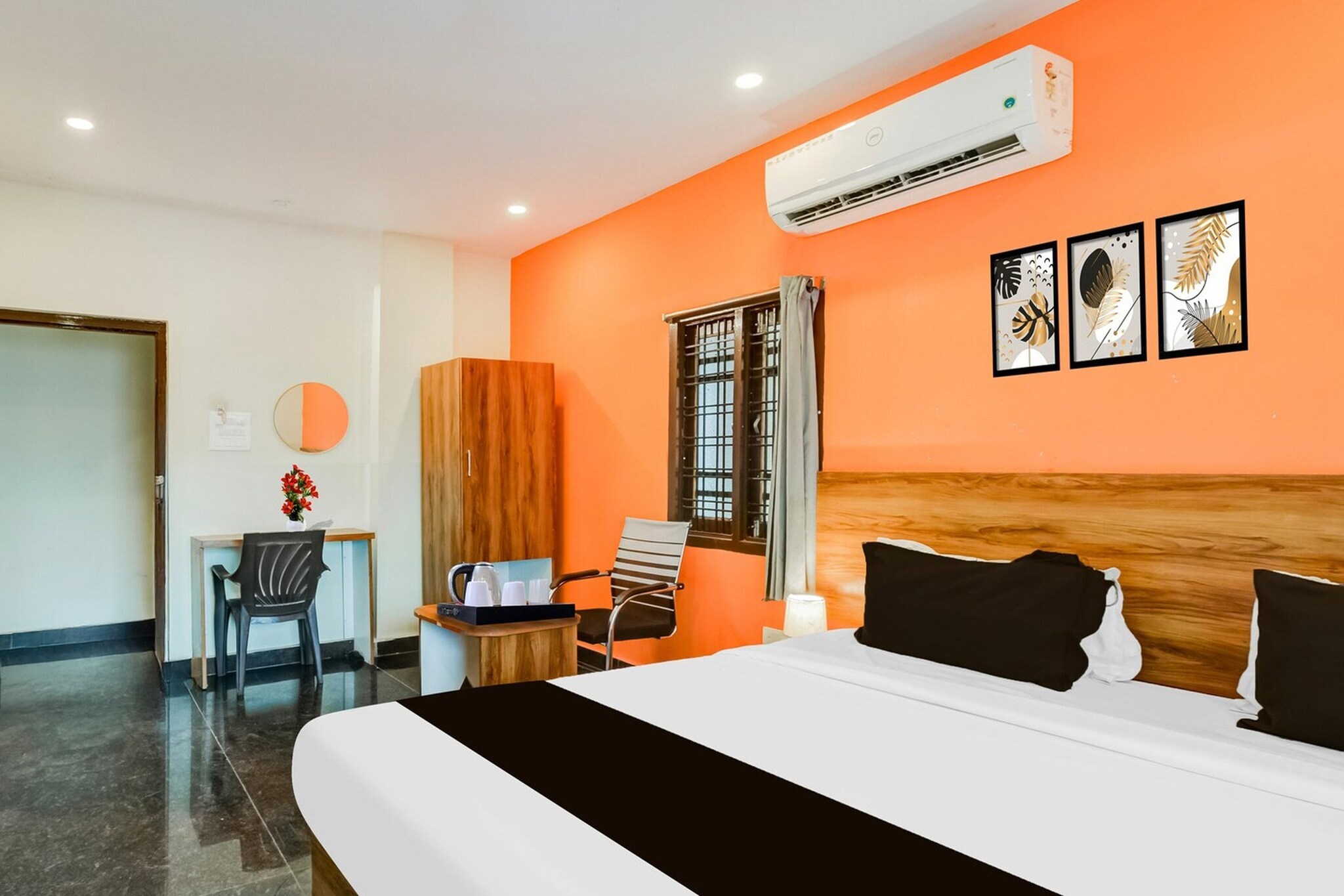 Hotel O Simra Relax Inn is located in Hyderabad, 6.4 km from Charminar and 6.7 km from Mecca Masjid. With free WiFi, this 3-star hotel offers room service. Ravindra Bharathi is 8.4 km from the hotel and Snow World is 10 km away.
At the hotel, every room comes with air conditioning and a TV.
Chowmahalla Palace is 7.4 km from Hotel O Simra Relax Inn, while AP State Archaeology Museum is 7.7 km away. Rajiv Gandhi International Airport is 20 km from the property.
Unmarried couples are warmly welcome at this property.
Guests with local ID proof are warmly welcome.
Early Check-In Policy: A full day’s room rate will be charged for check-ins before 6:00 AM. Complimentary early check-in is available between 6:00 AM and 10:00 AM, subject to room availability.
Check-in is only available to guests aged 18 and above. Please provide a government-issued ID to confirm your age.