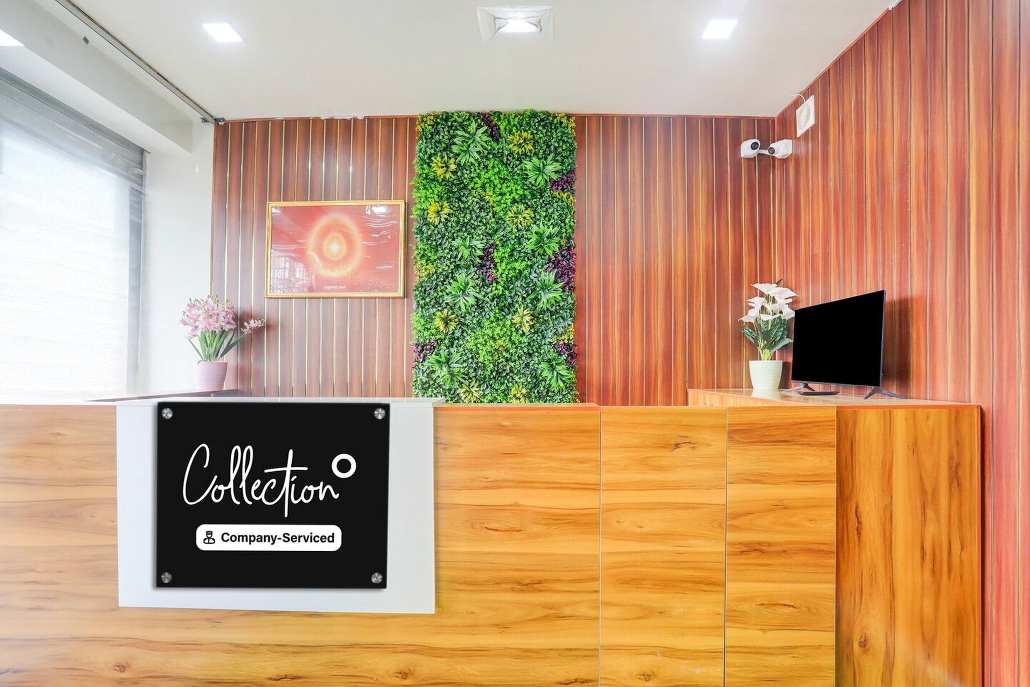 Comfortable Accommodations: Collection O Chikmagalur Market Road in Chikmagalur offers family rooms with air-conditioning, private bathrooms, and free WiFi. Each room includes a work desk, seating area, TV, and free toiletries.
Convenient Facilities: Guests benefit from a lift, 24-hour front desk, housekeeping service, room service, and luggage storage. The hotel provides a comfortable environment with tiled floors and wardrobes.
Accessible Location: Located 96 km from Shivamogga Airport, the hotel is near Town Police Station and Market Road. Reception staff speak English and Hindi, ensuring smooth communication.
Unmarried couples are warmly welcome at this property.
Guests with local ID proof are warmly welcome.
Apologies, but we are currently unable to host foreign nationals at this property.
Early Check-In Policy: A full day’s room rate will be charged for check-ins before 6:00 AM. Complimentary early check-in is available between 6:00 AM and 10:00 AM, subject to room availability.
Check-in is only available to guests aged 18 and above. Please provide a government-issued ID to confirm your age.