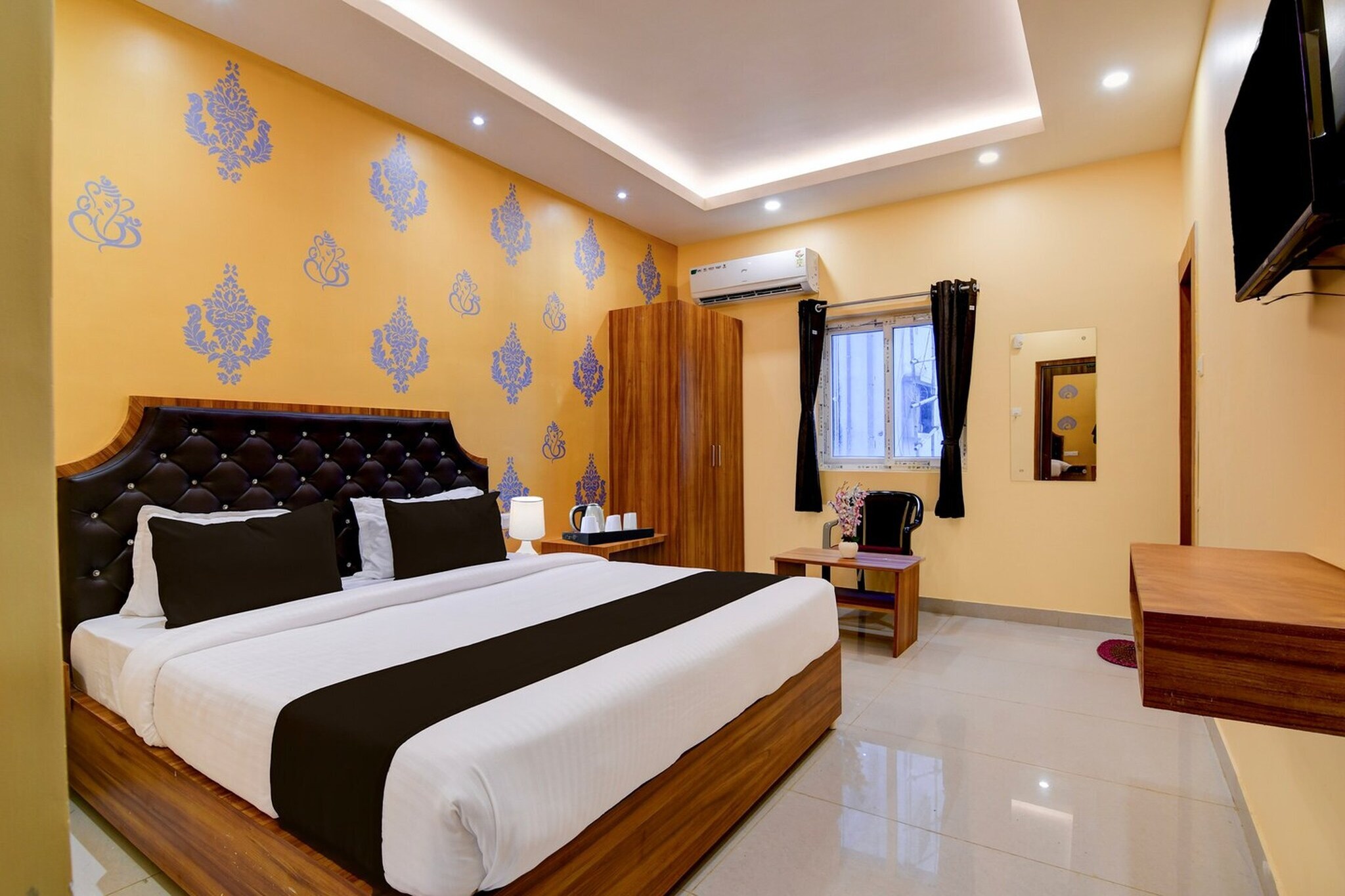 Super Townhouse Dableshwar Temple Puri