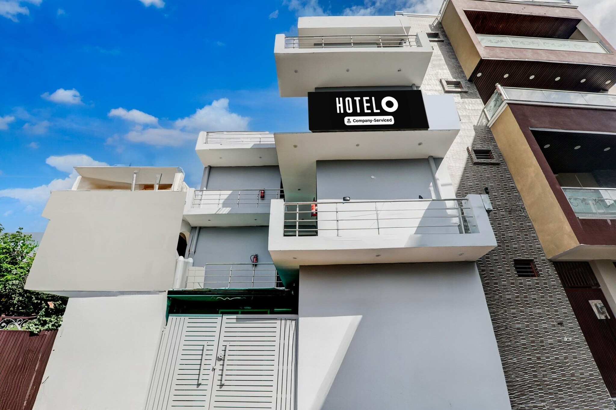 Hotel O Deva Road Chinhat 24 Stays