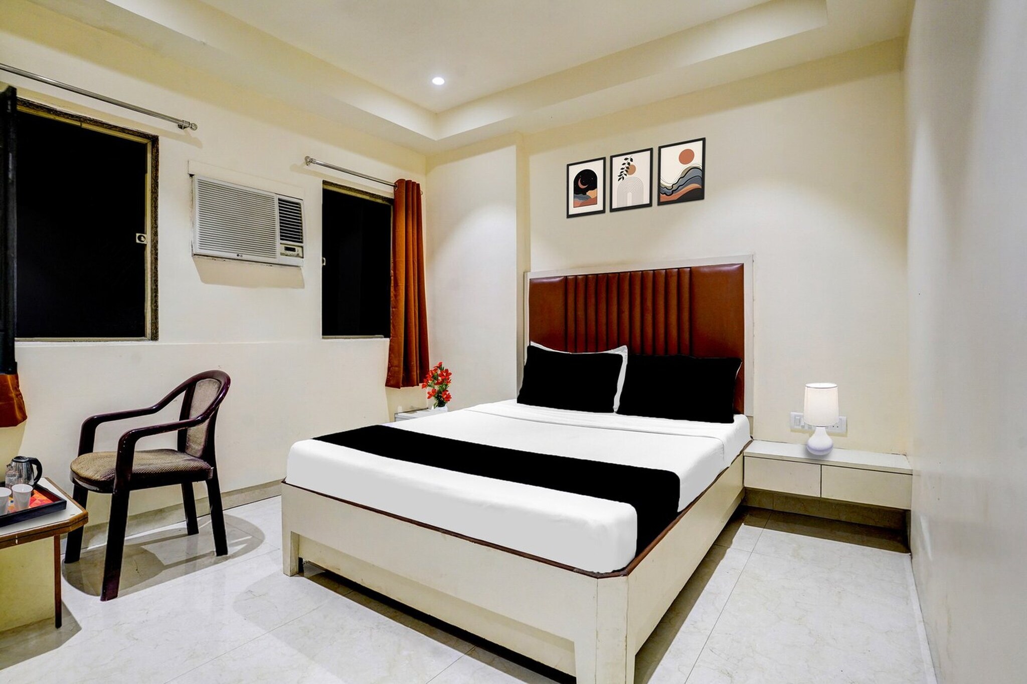 Situated within 39 km of Indian Institute of Technology, Bombay and 41 km of Powai Lake, Collection O Ulhasnagar Railway Station Formerly Hotel Derby features rooms with air conditioning and a private bathroom in Ulhasnagar. Among the facilities of this property are a restaurant, room service and a 24-hour front desk, along with free WiFi throughout the property. The property is non-smoking.

Bombay Exhibition Centre is 47 km from Collection O Ulhasnagar Railway Station Formerly Hotel Derby, while Dadar Railway Station is 49 km from the property. Chhatrapati Shivaji International Mumbai Airport is 44 km away.

Unmarried couples are warmly welcome at this property.
Guests with local ID proof are warmly welcome.
Apologies, but we are currently unable to host foreign nationals at this property.
Early Check-In Policy: A full dayâ€™s room rate will be charged for check-ins before 6:00 AM. Complimentary early check-in is available between 6:00 AM and 10:00 AM, subject to room availability.
Check-in is only available to guests aged 18 and above. Please provide a government-issued ID to confirmÂ yourÂ age.