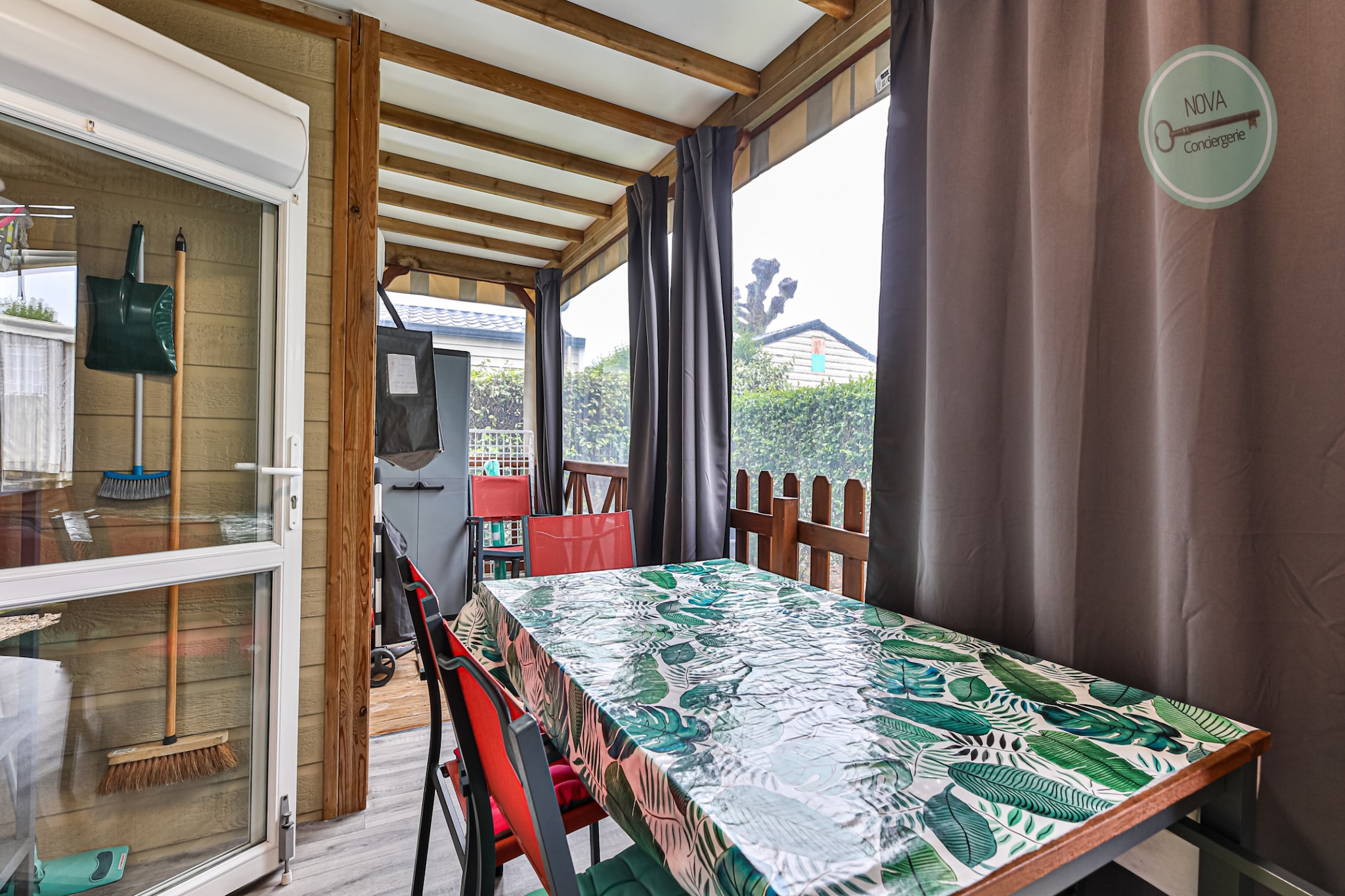 Chalet Village de la Mer-Eetkamer