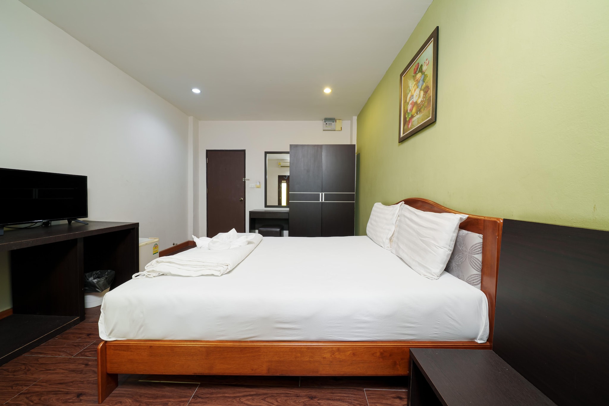 Comfy Double Room | Cozy & Central