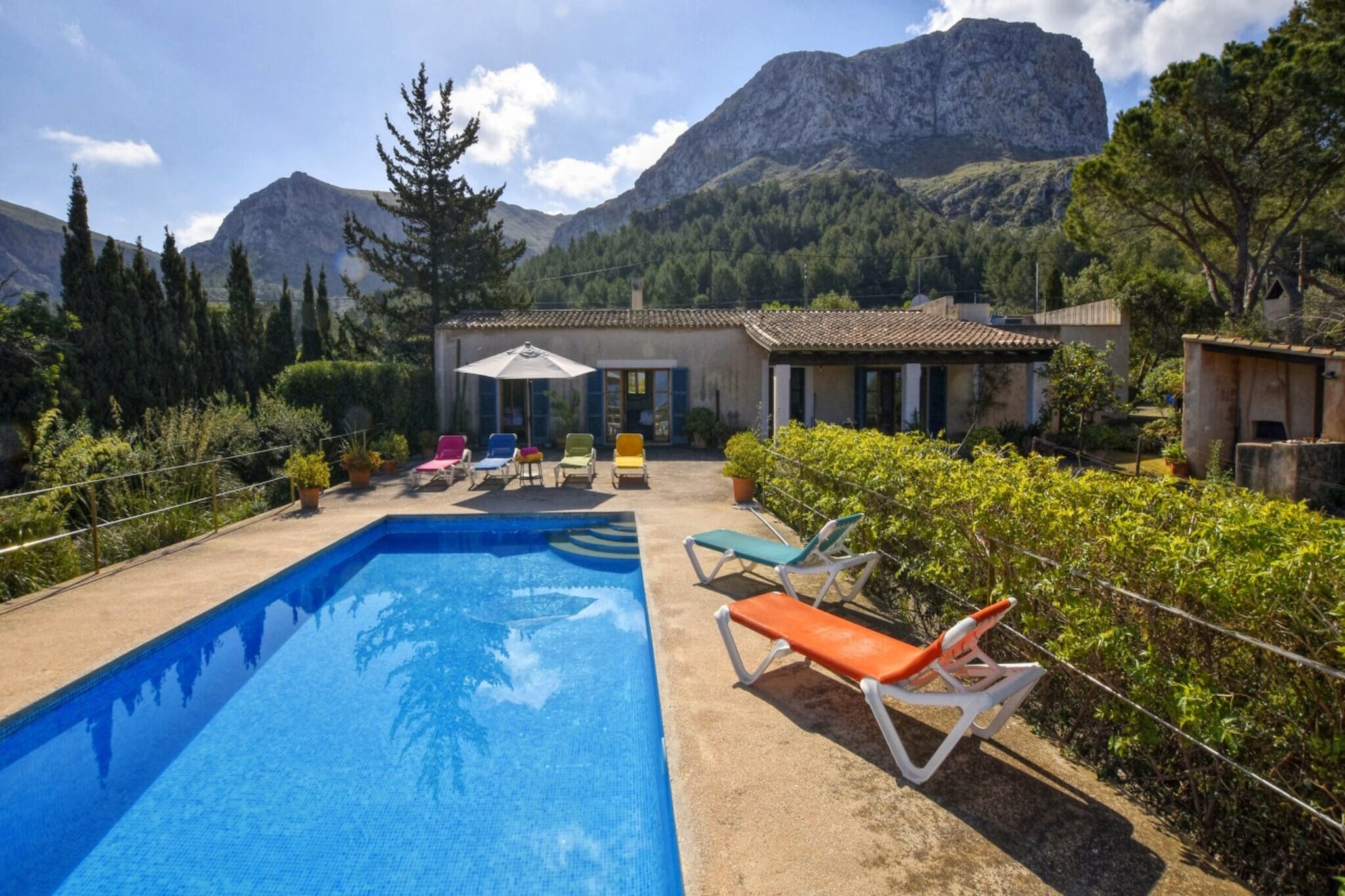 El Parral-Pool