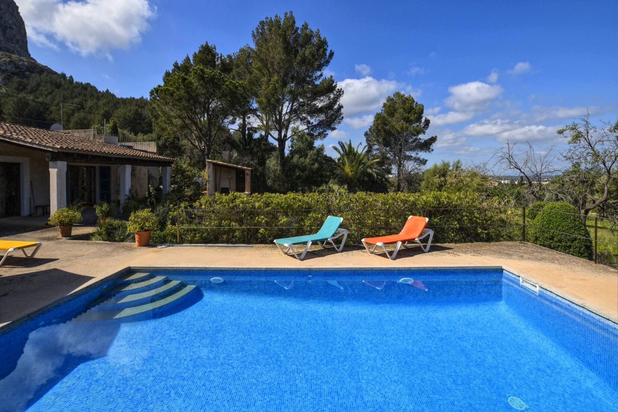 El Parral-Pool