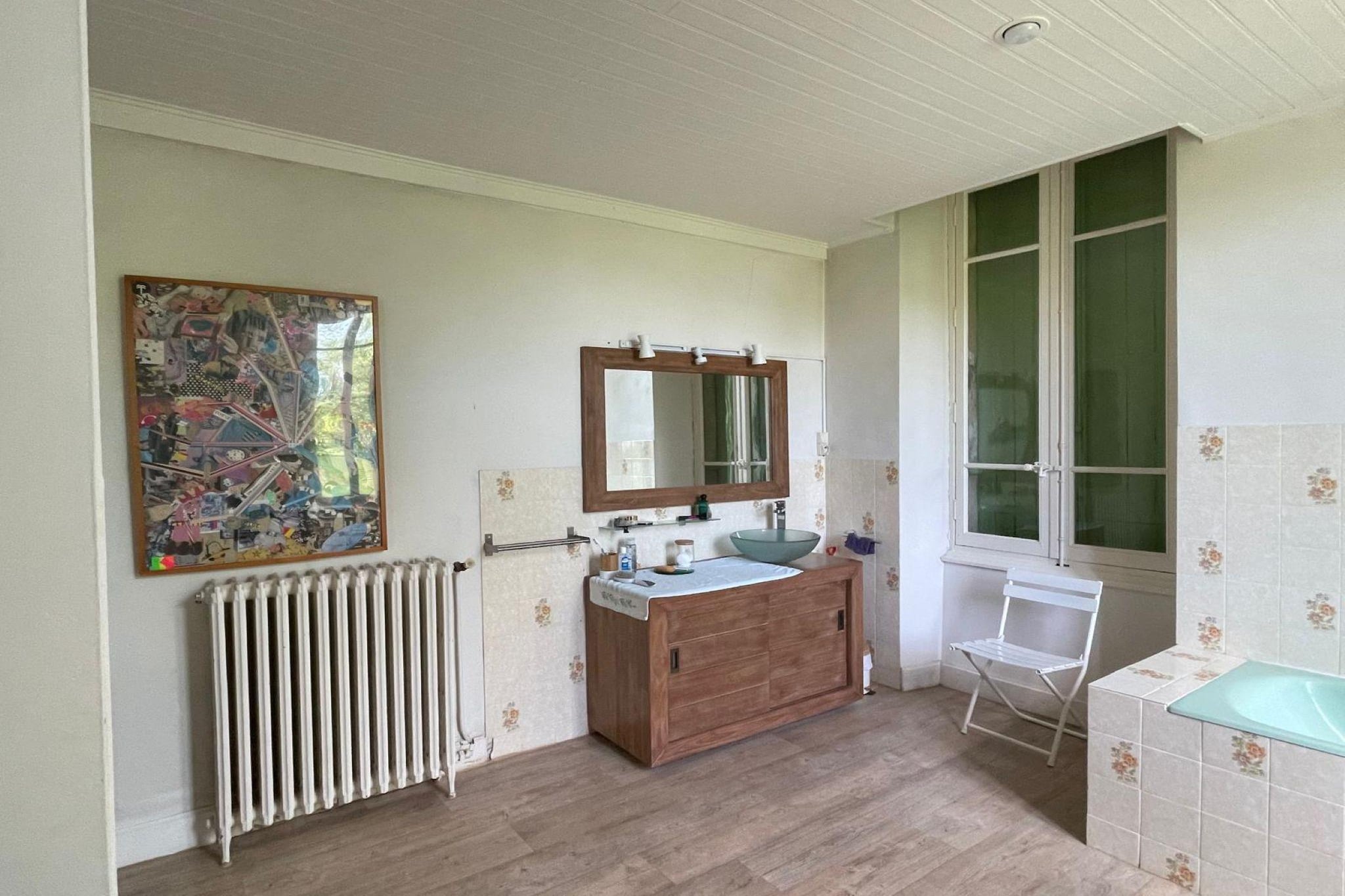 Maison de Maitre avec piscine-Salle de bain