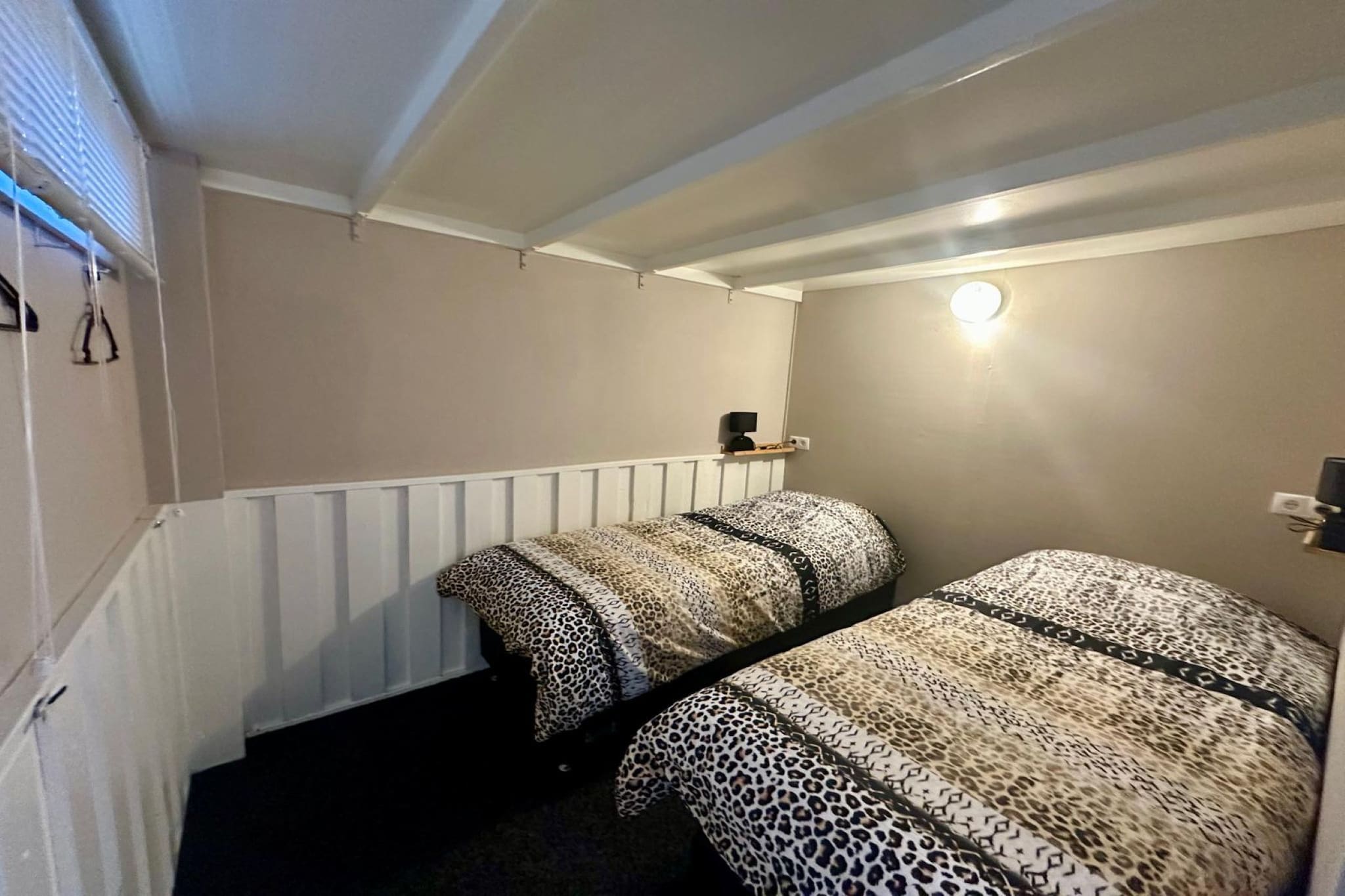 Okken House 1 and 3A-Slaapkamer