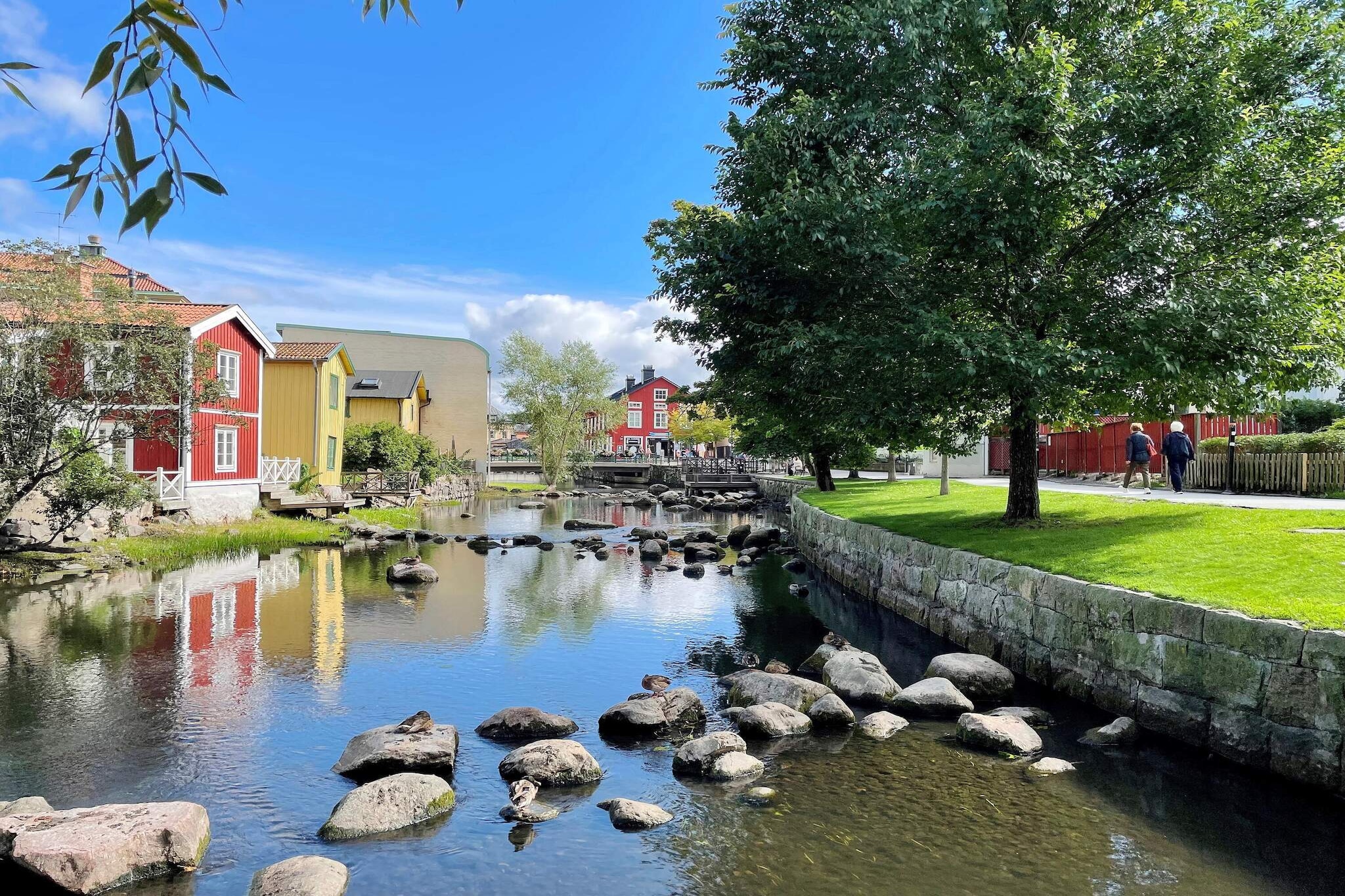 Cozy Summer Retreat in Graddo-Untagged