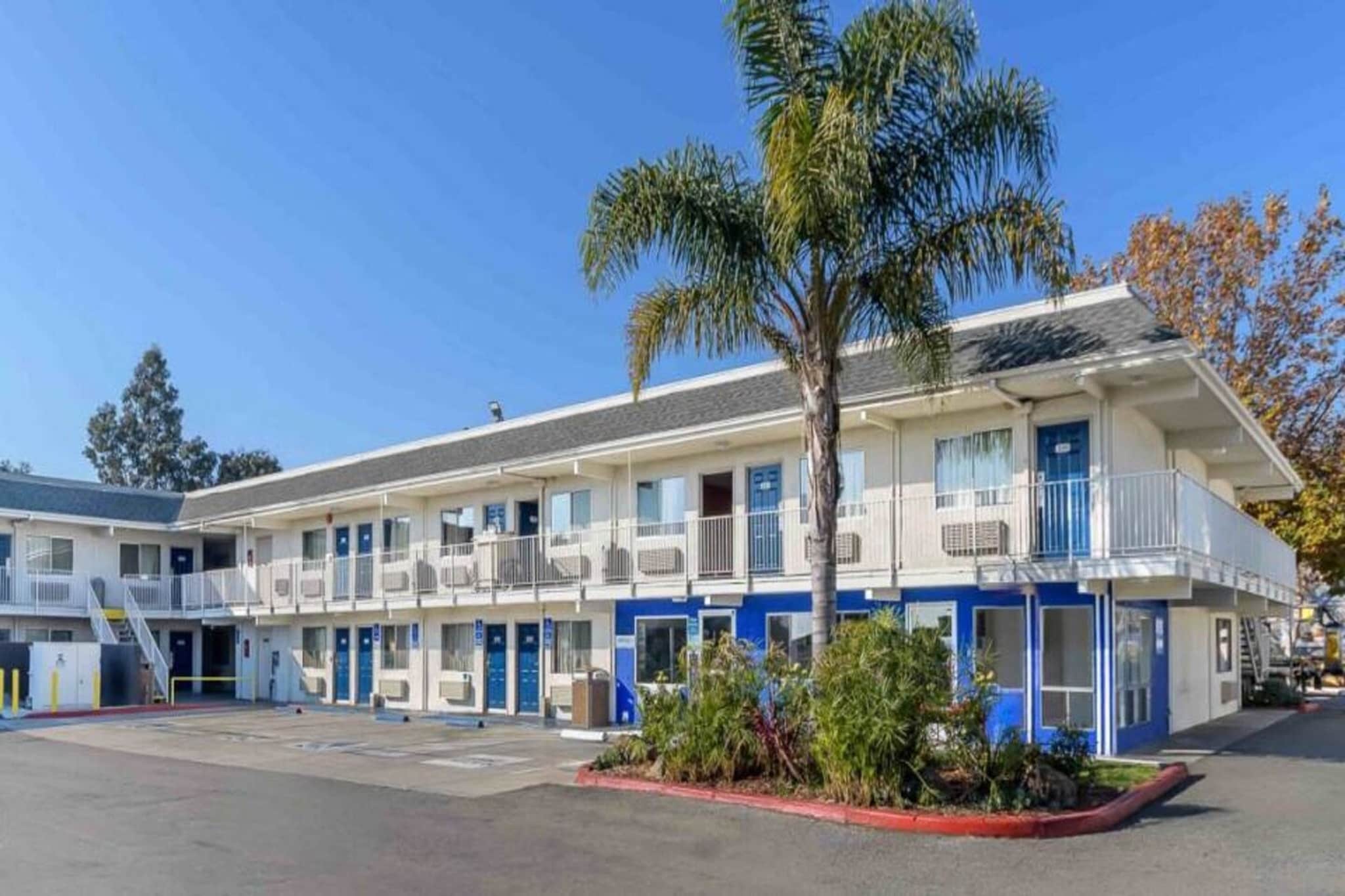 Exterior Summer