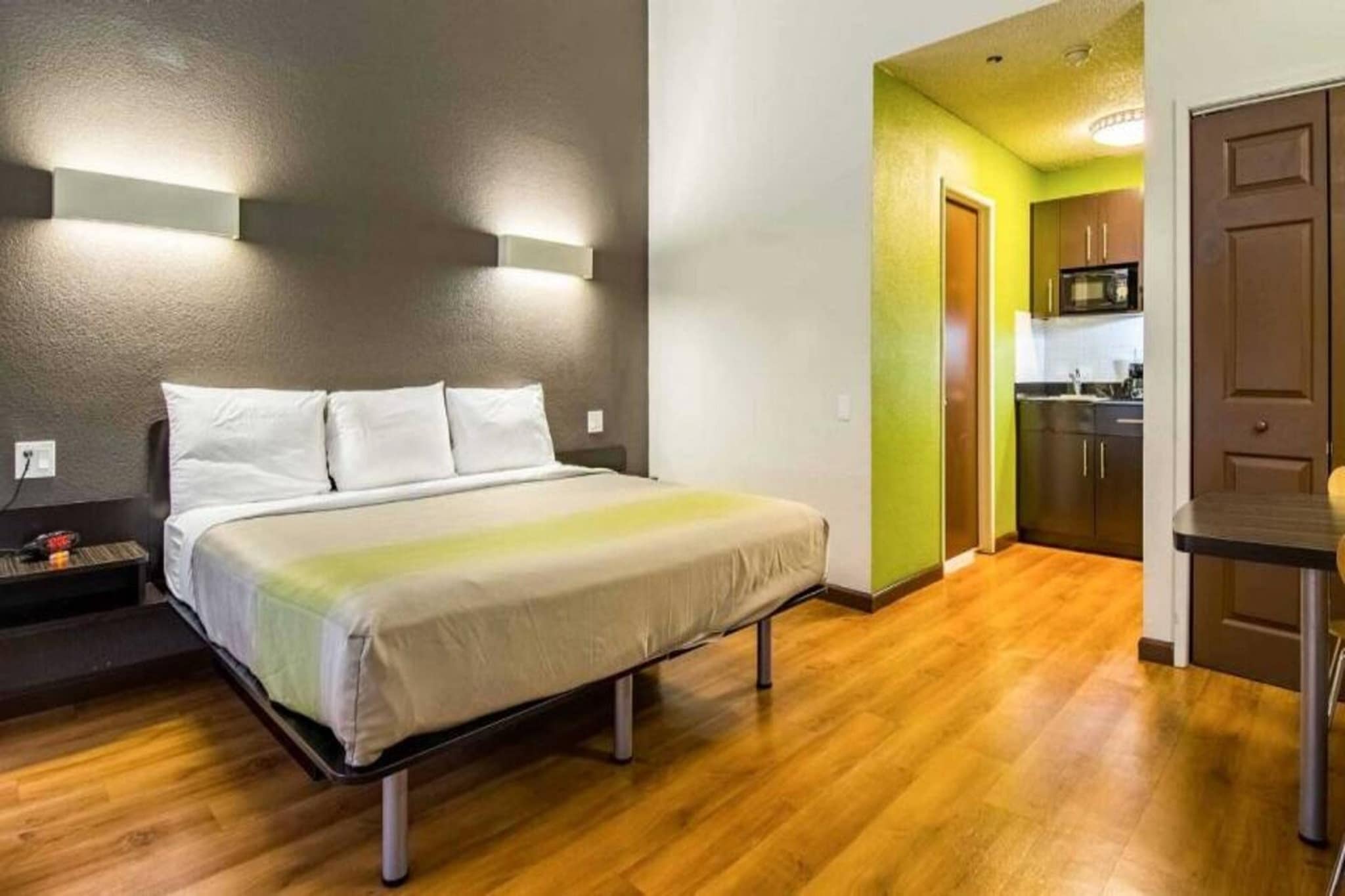 Bed Room