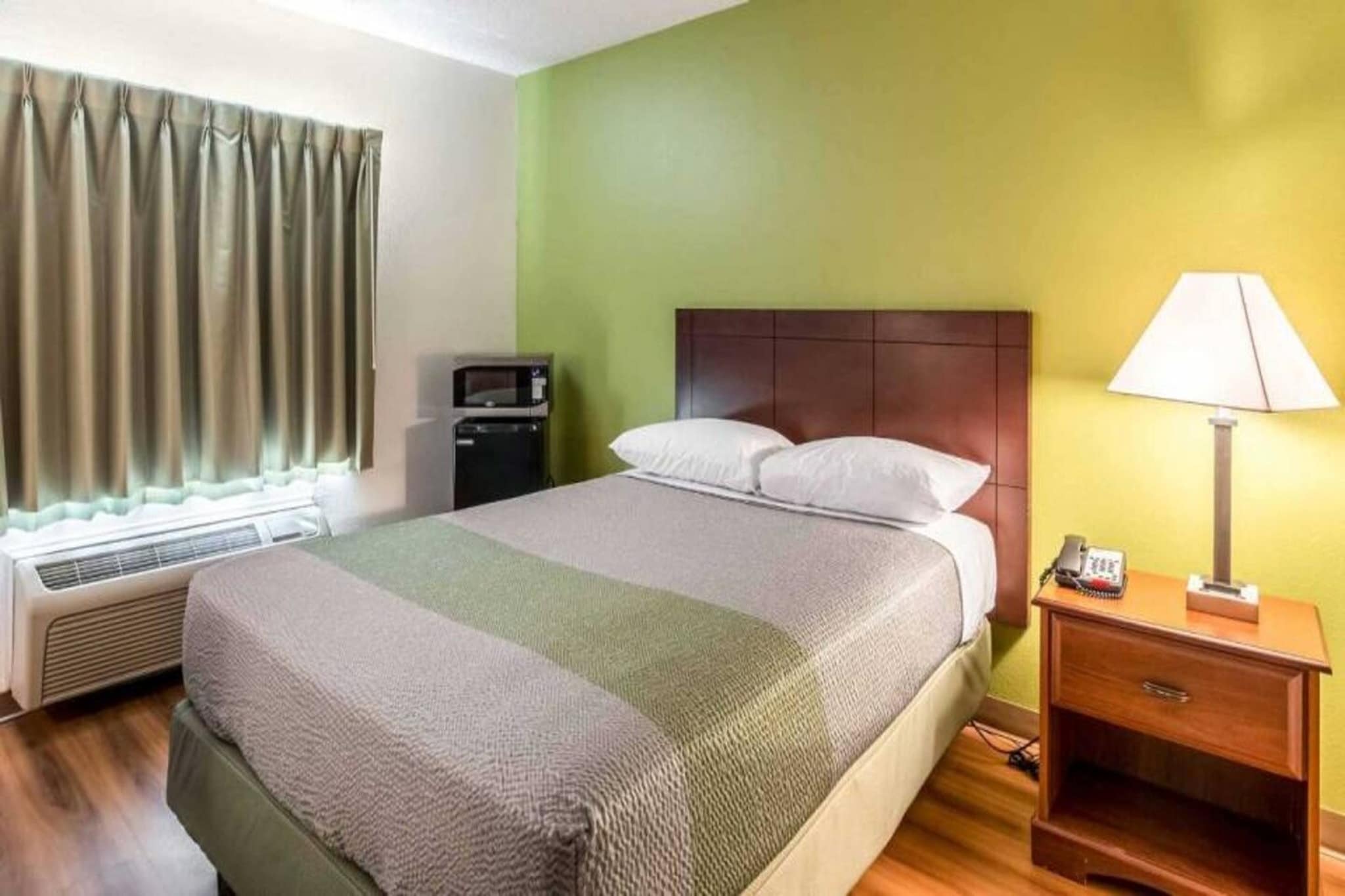 Bed Room