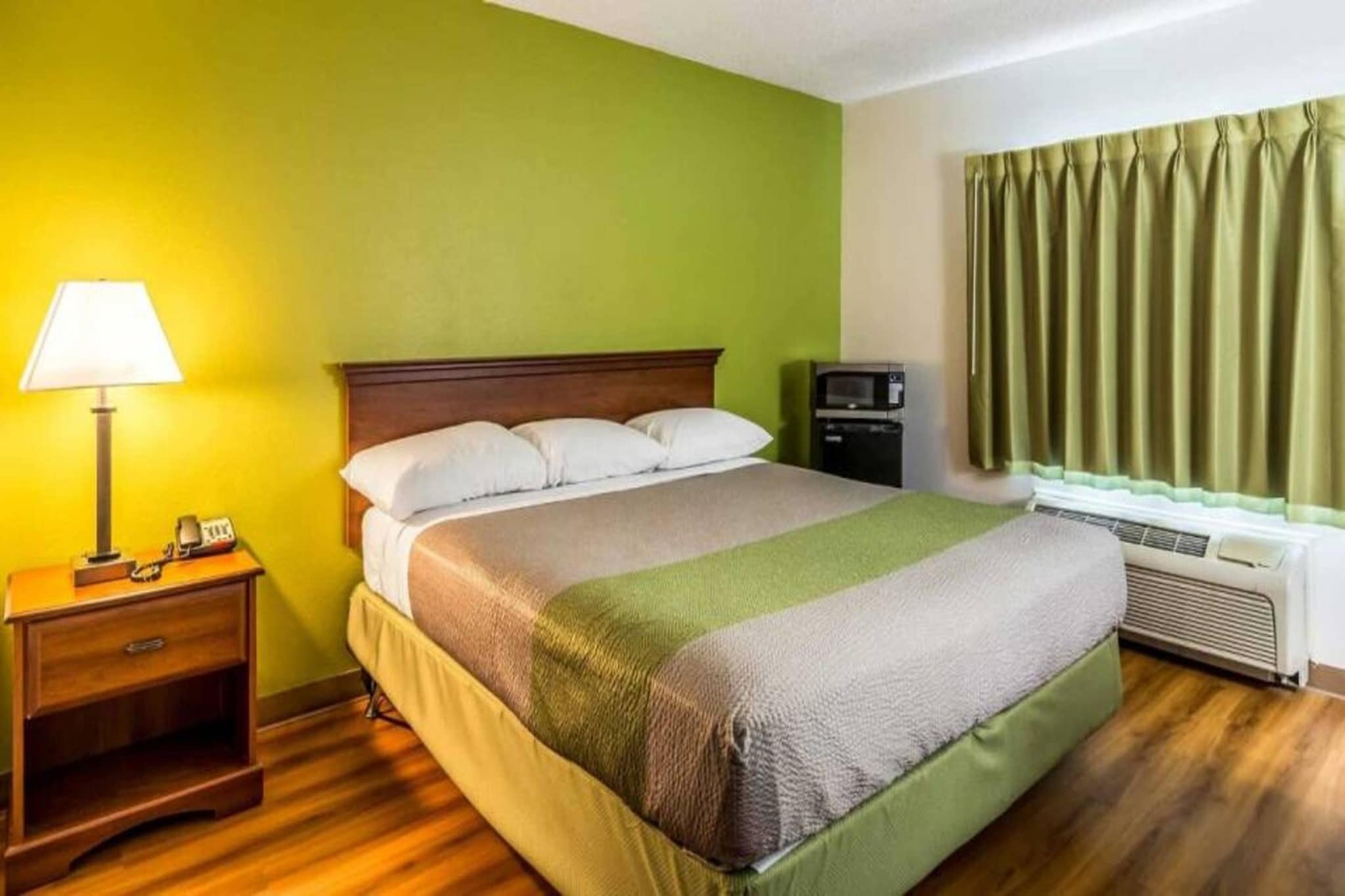 Bed Room