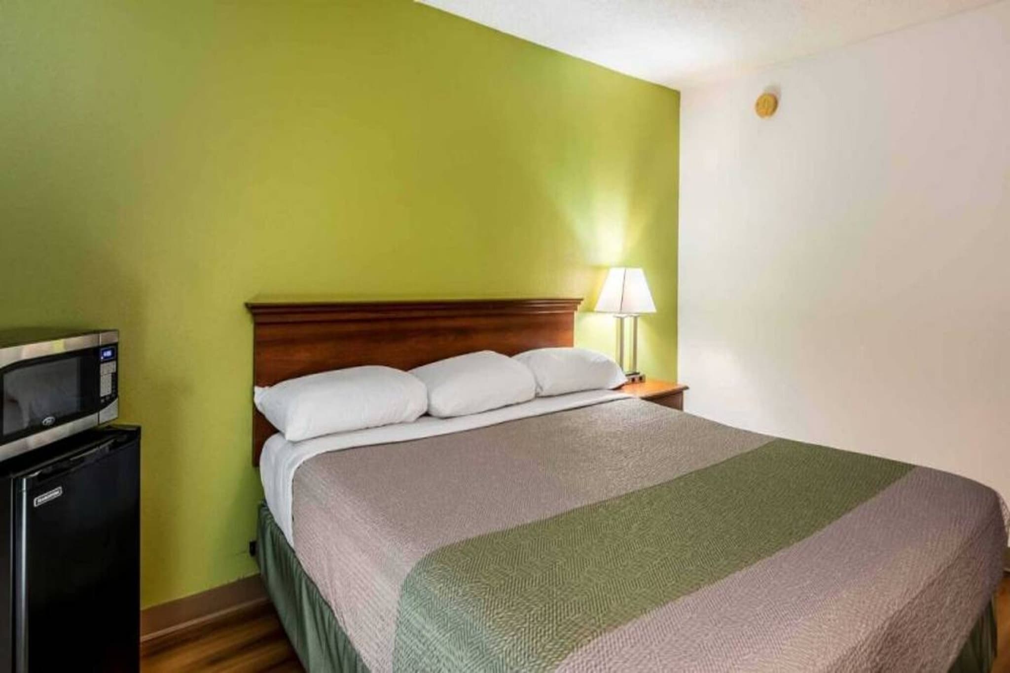 Bed Room
