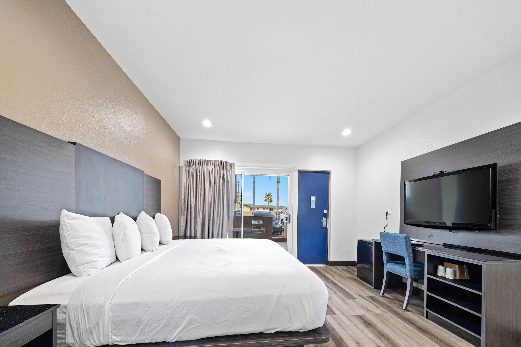 Bed Room