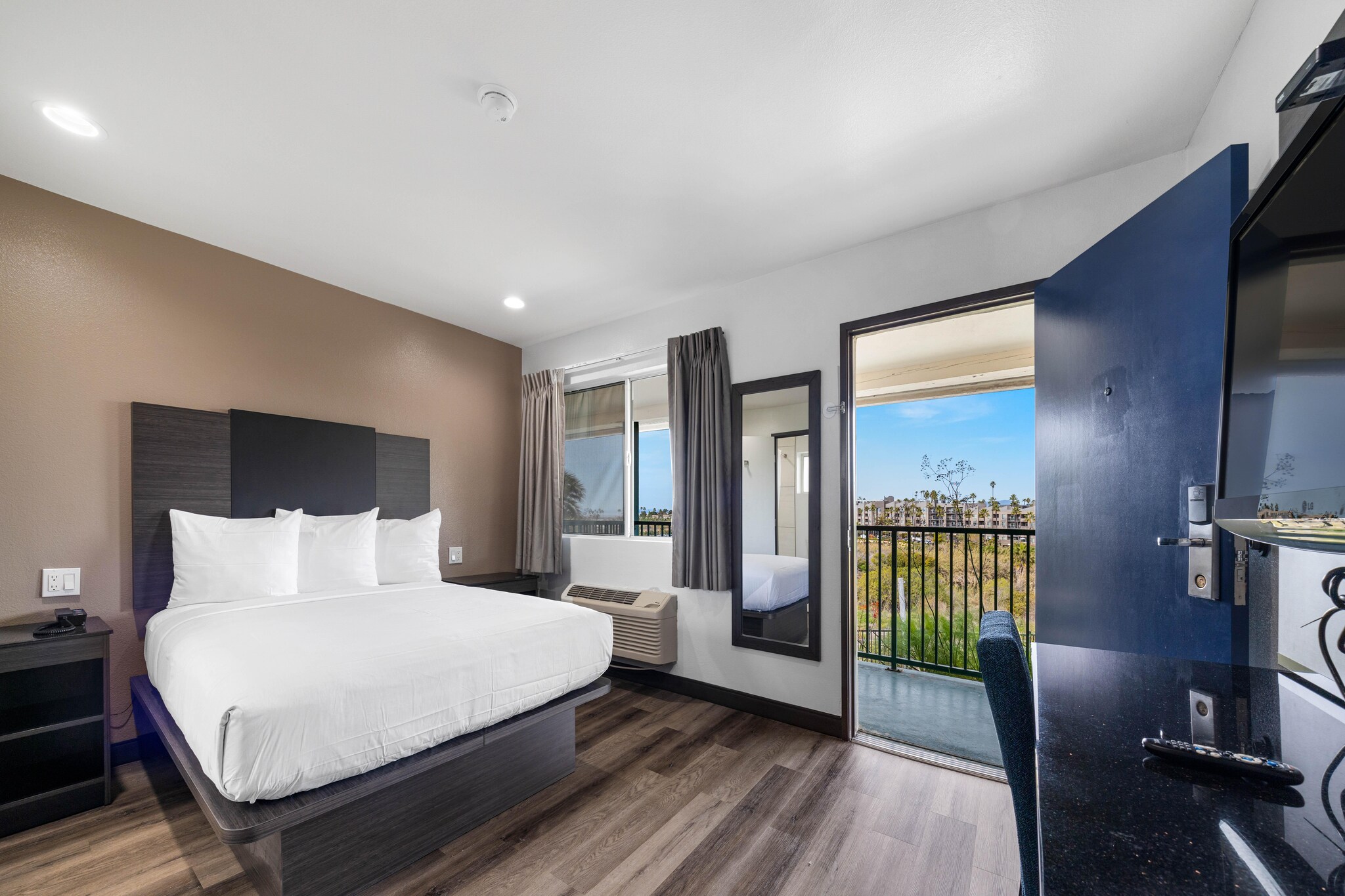 Bed Room