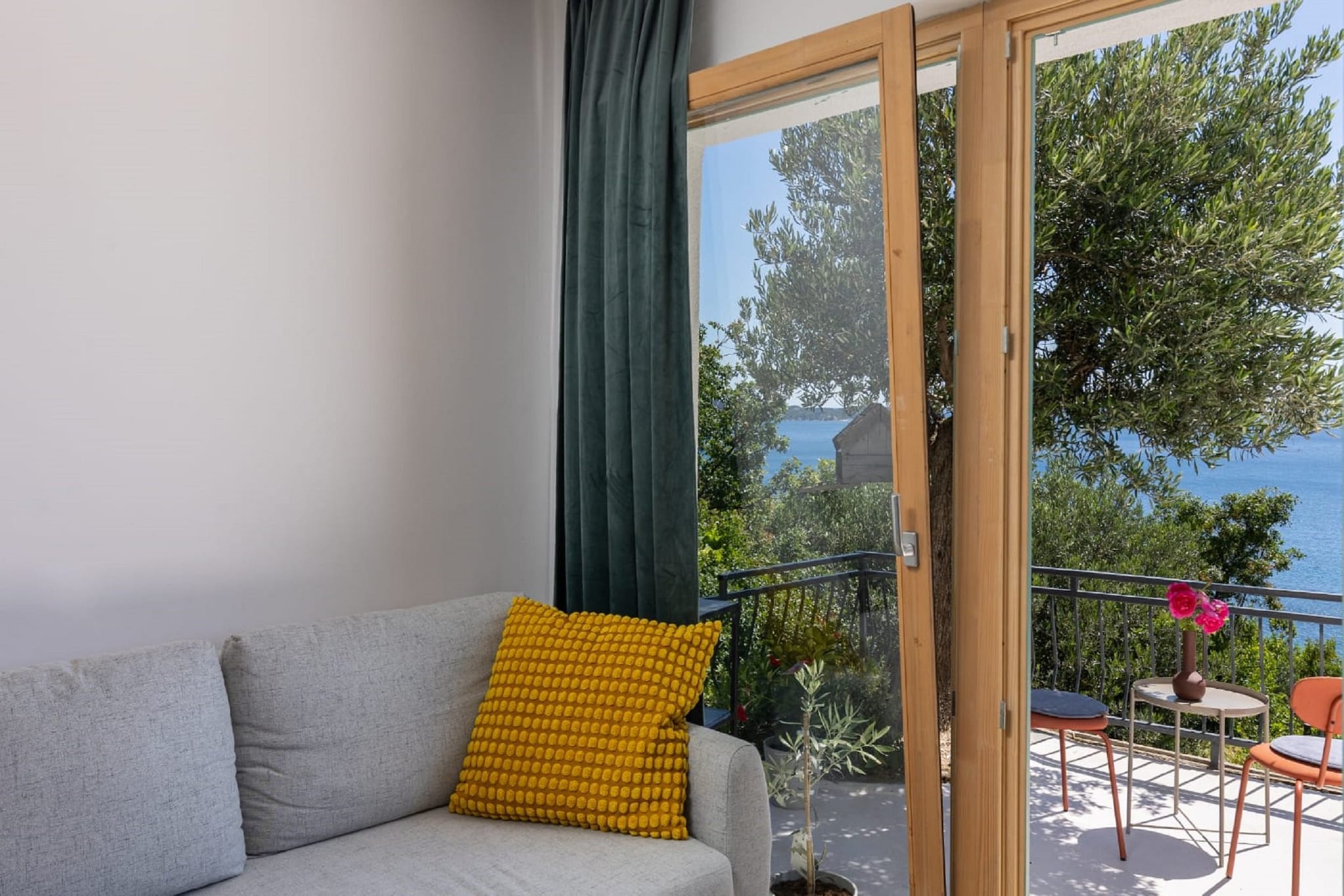 Holiday Home Olive&Sun - Two Bedroom Holiday Home with Terrace