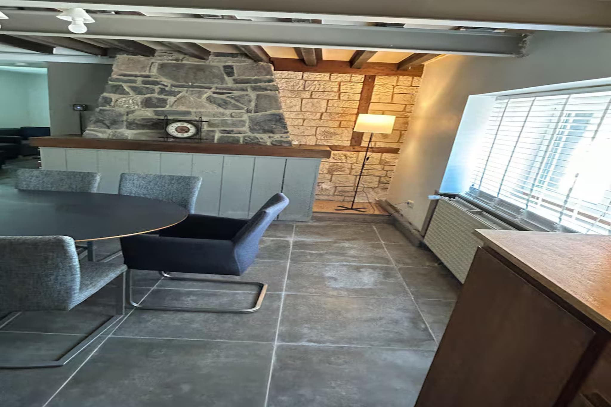 L'Ecureuil Blanc-Salon