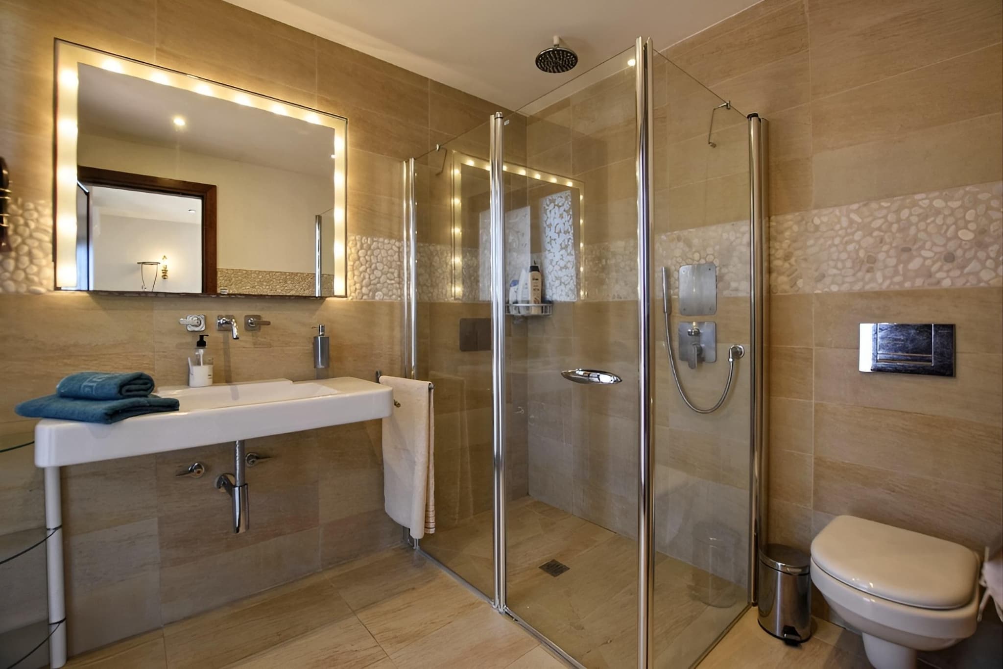 Amador-Bathroom