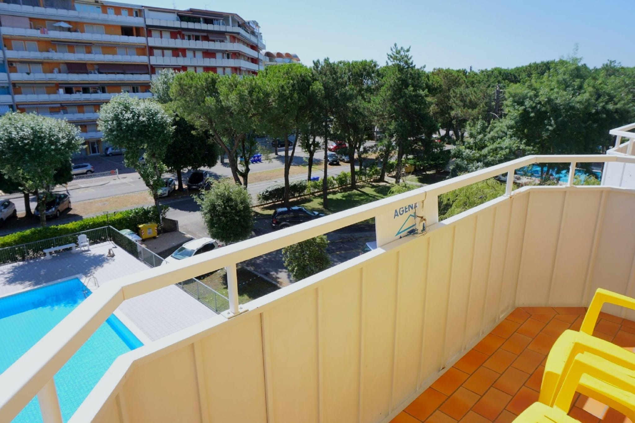 Aurora 1/18-Terrassenbalkon