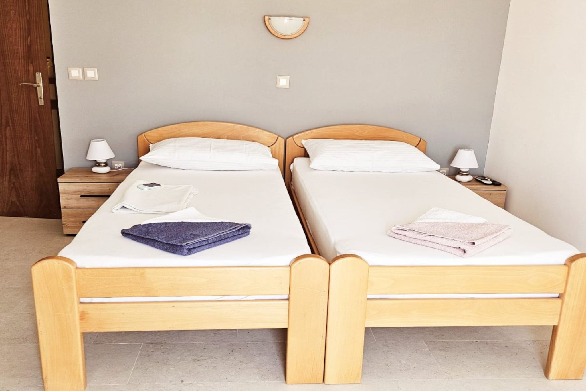 Apartments Željka - Studio Apartment with Terrace with Sea View (5)-Bedroom