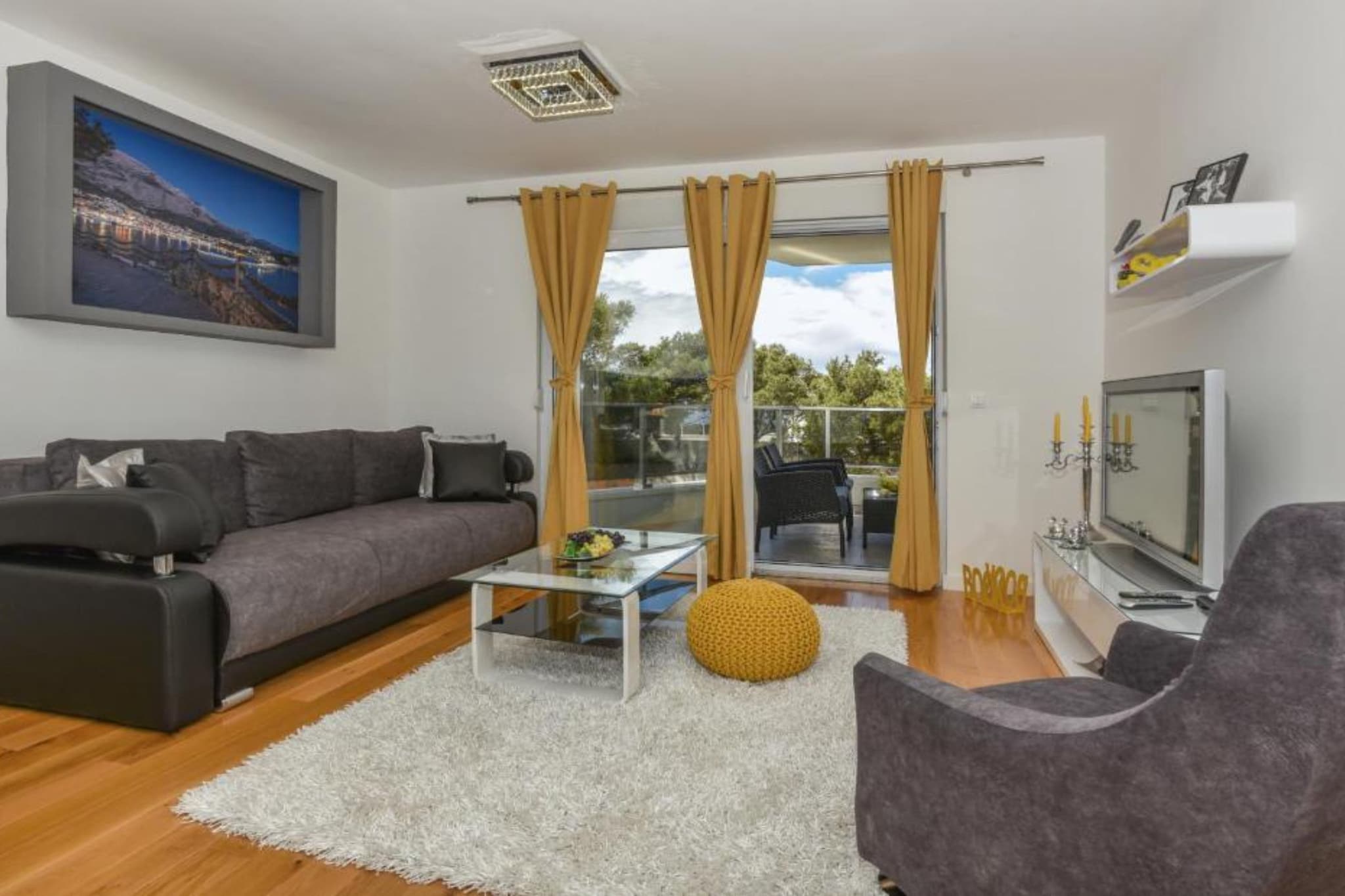 Apartment Hani 1 - One Bedroom Apartment With Balcony And Sea View-Living room