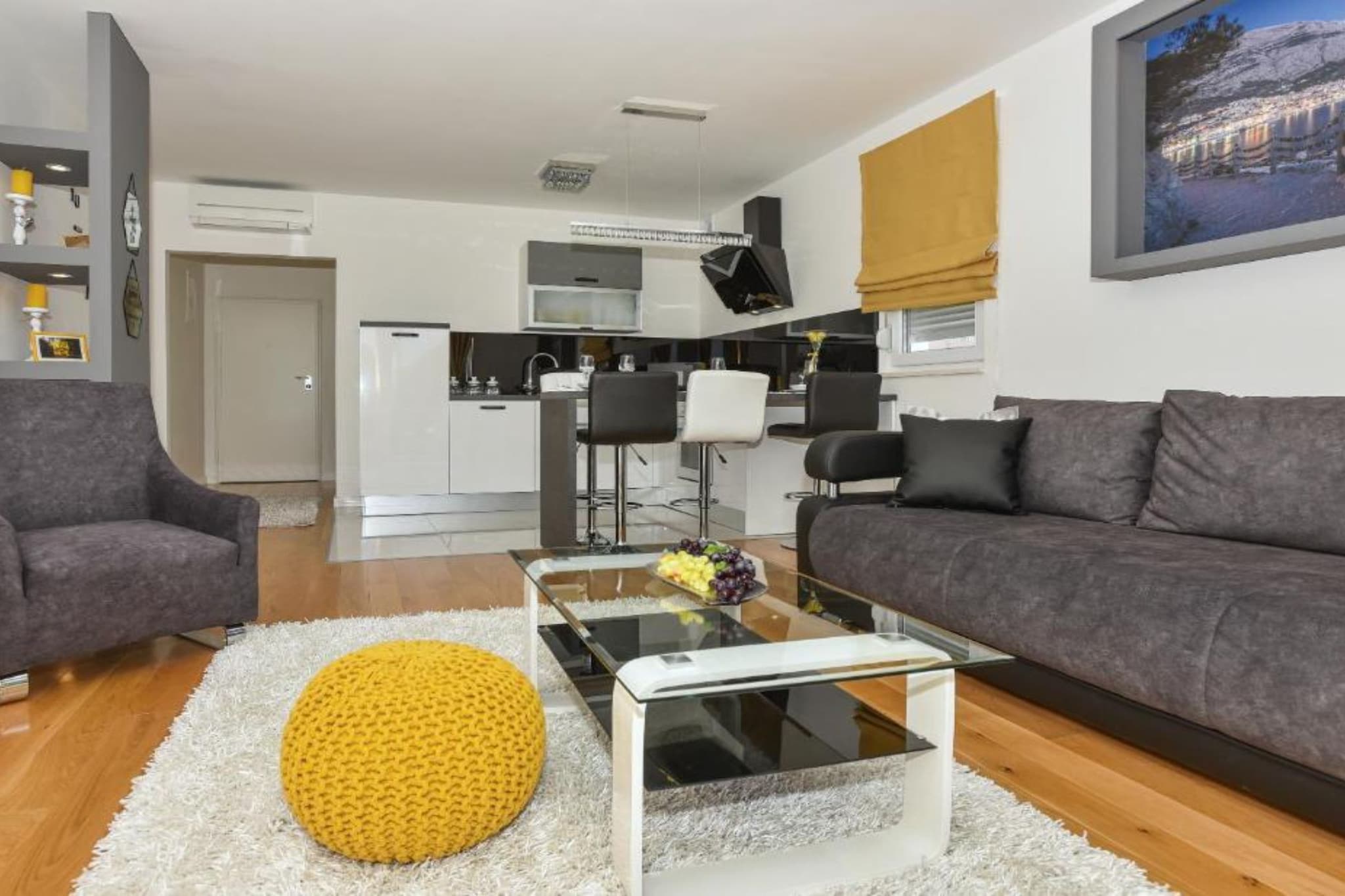 Apartment Hani 1 - One Bedroom Apartment With Balcony And Sea View-Living room
