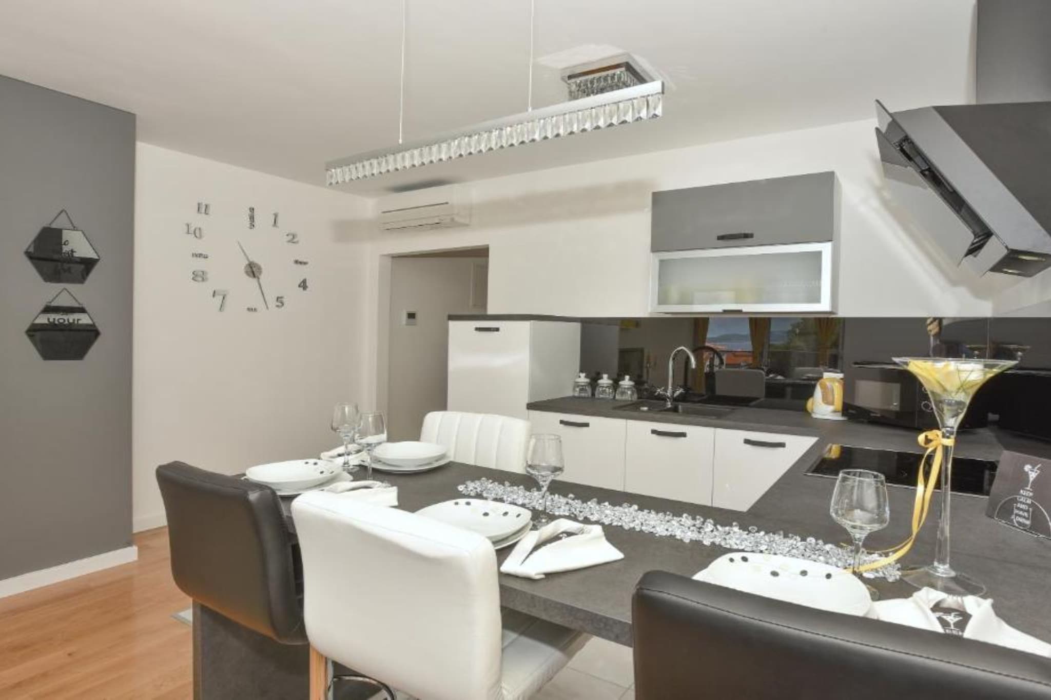 Apartment Hani 1 - One Bedroom Apartment With Balcony And Sea View-Dining room
