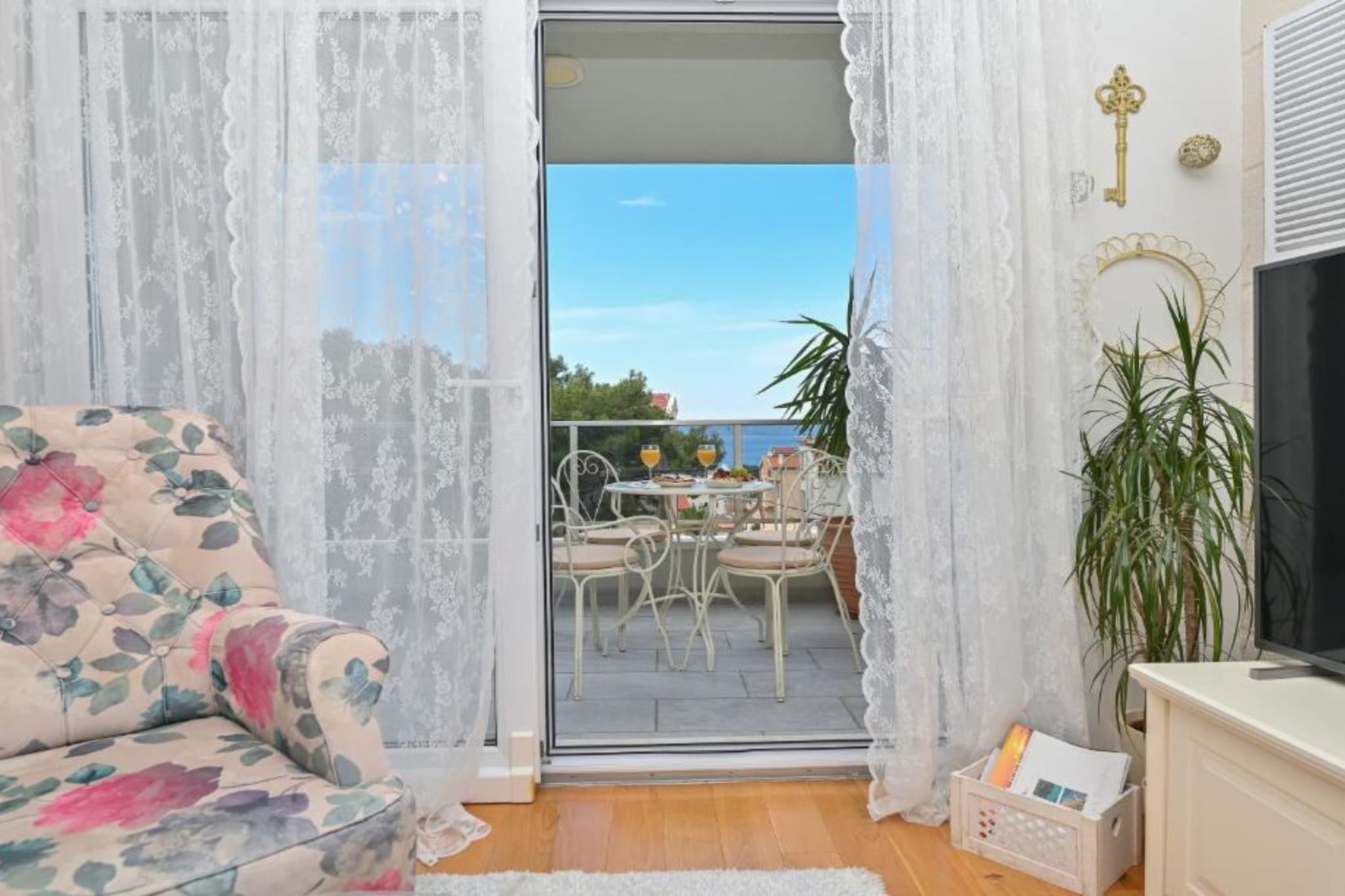 Apartment Hani 2 - Two Bedroom Apartment With Balcony And Sea View-Living room