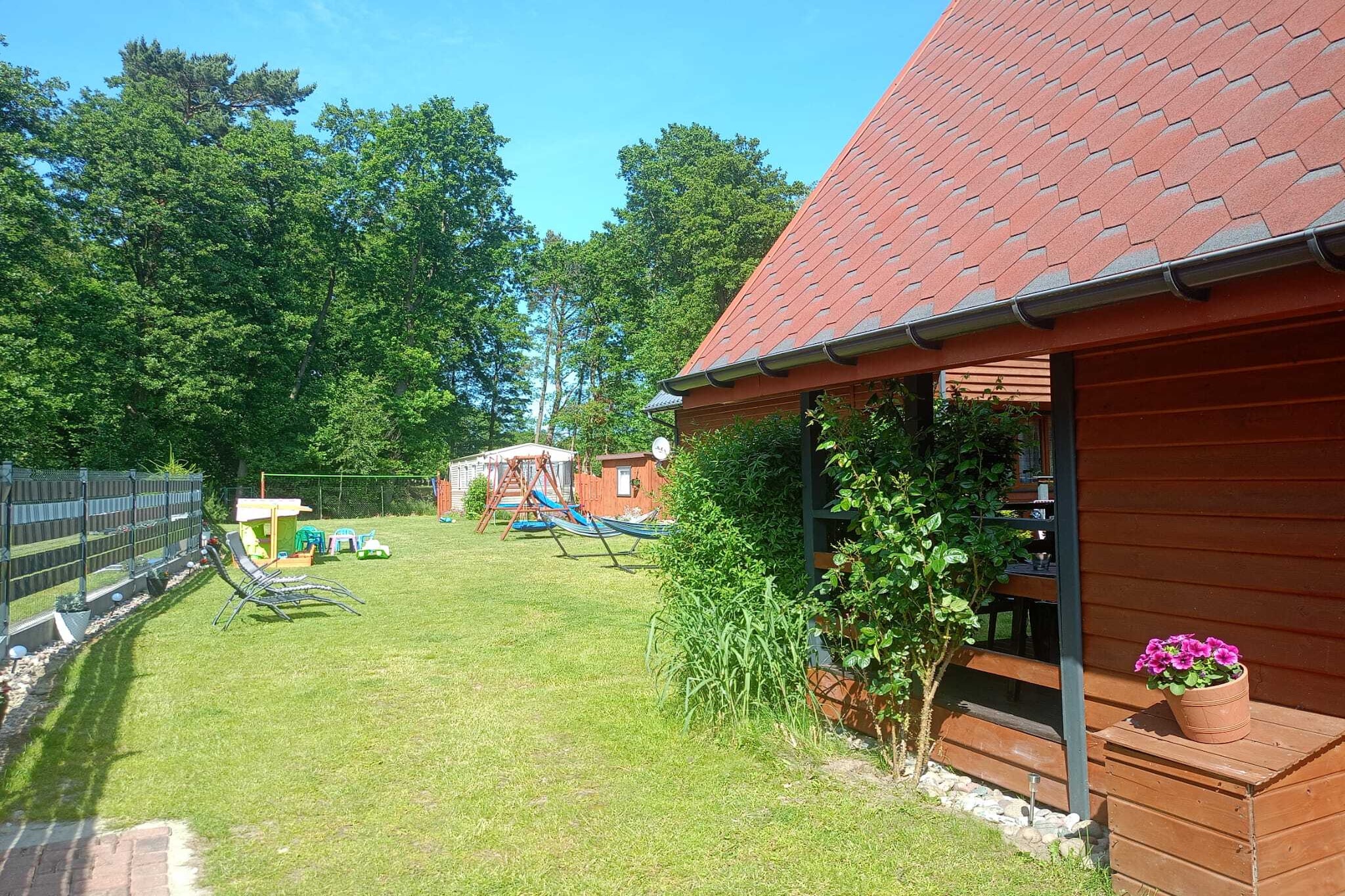 Bliźniacze domki parterowe Jarosławiec-Gardens summer