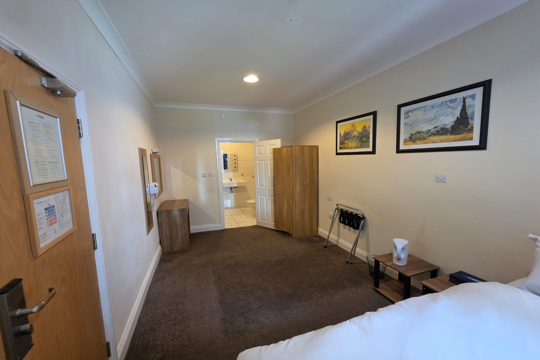 Russel Double Room