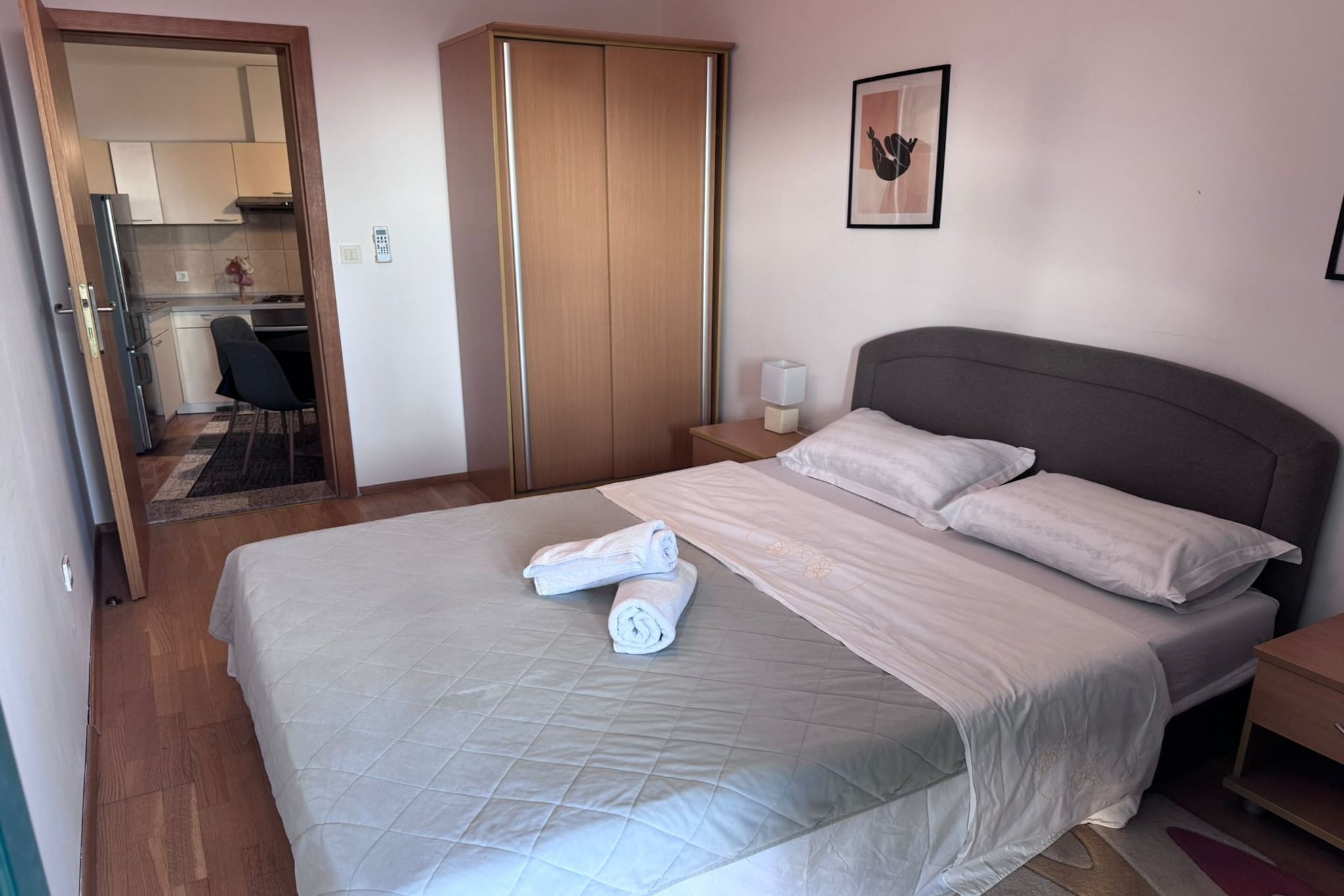 Apartment Centar - Three Bedroom Apartment-Bedroom