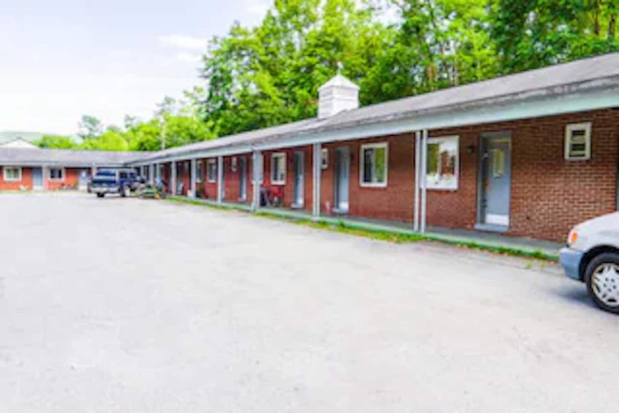Exterior Summer