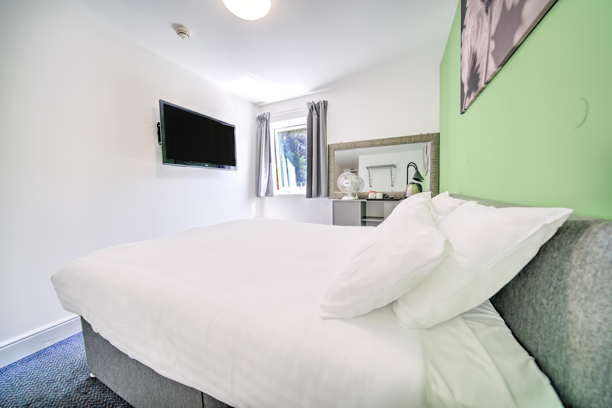 GO2 Gloucester Hotel by OYO  Double Room-Slaapkamer
