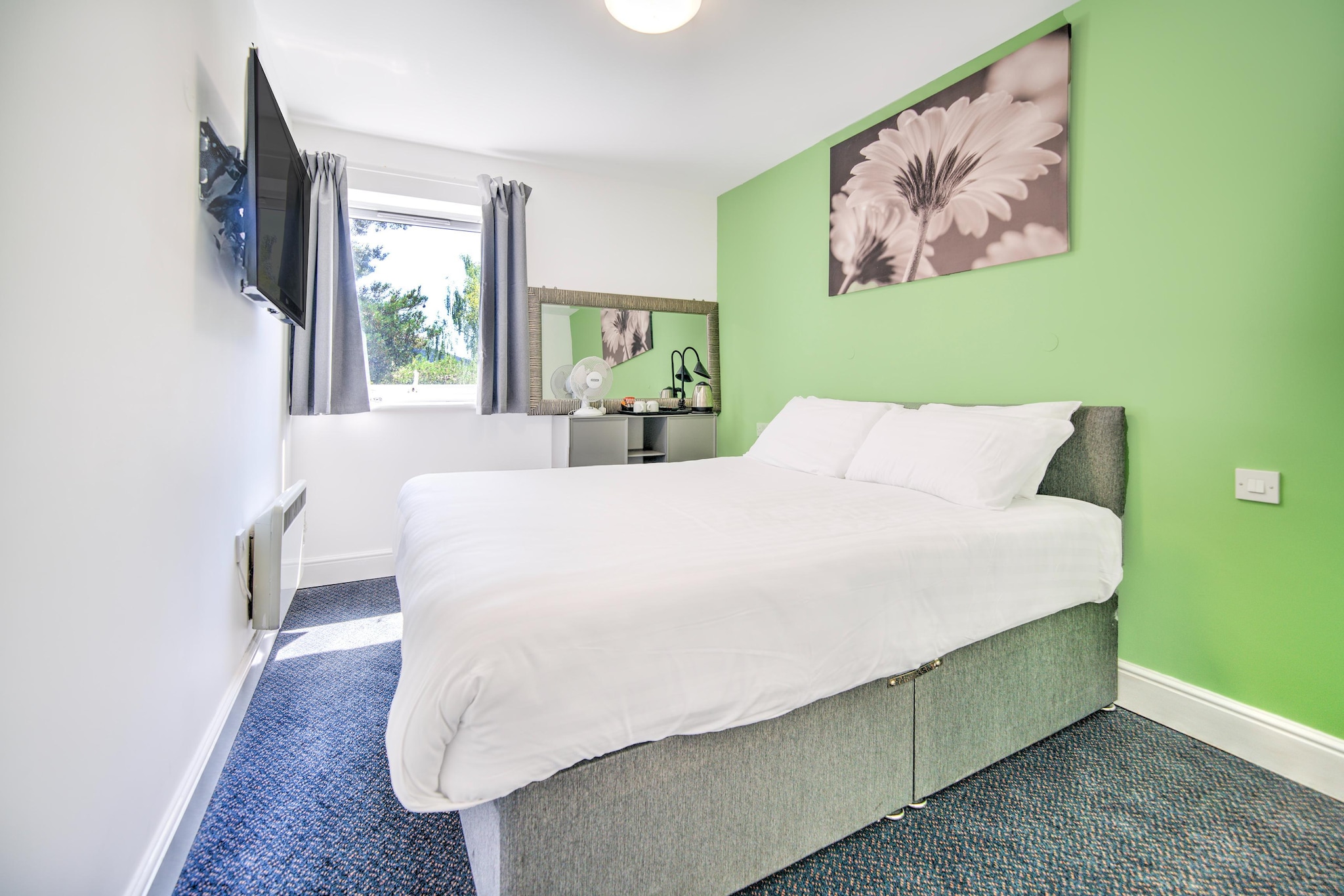 GO2 Gloucester Hotel by OYO  Double Room-Slaapkamer