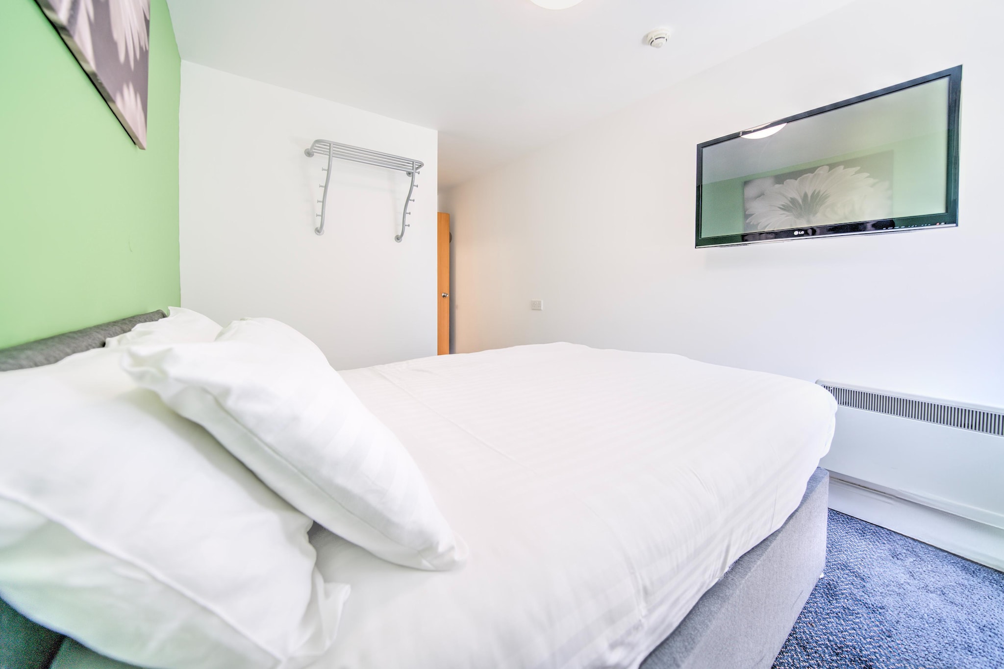 GO2 Gloucester Hotel by OYO  Double Room-Slaapkamer