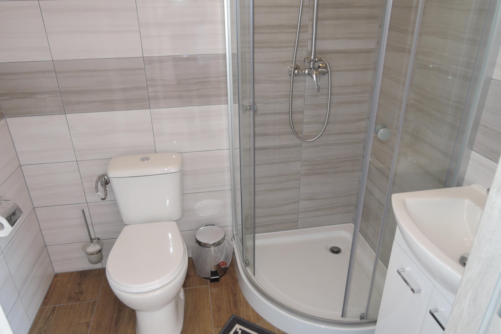 Wisełka Leśna - domek mały dla 4 osób-Bathroom