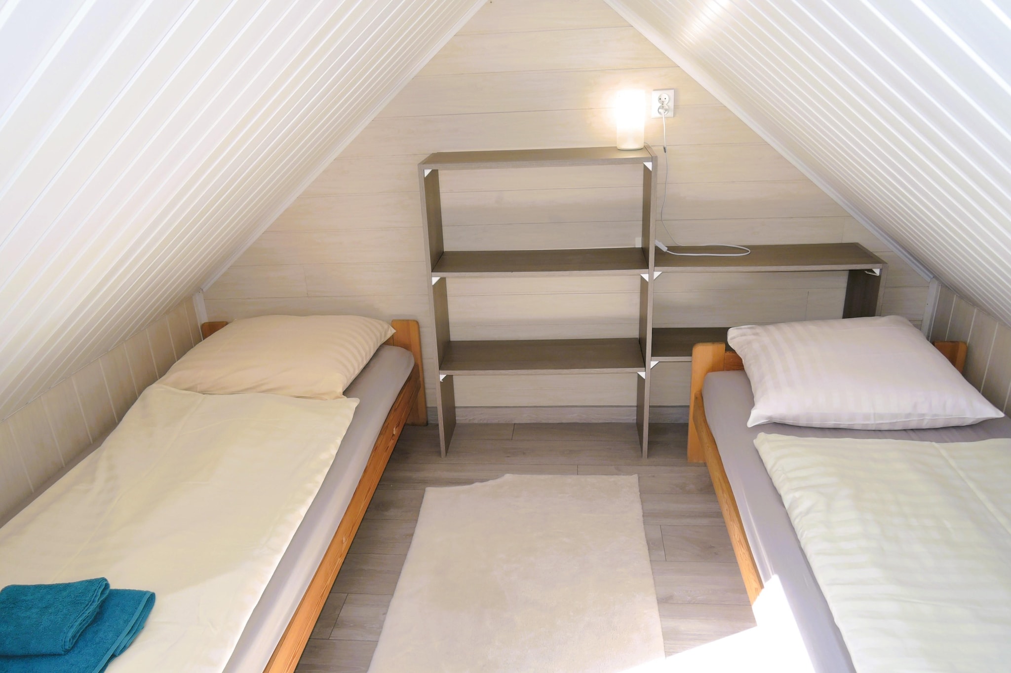 Wisełka Leśna - dom Stodoła dla 5 osób-Bedroom
