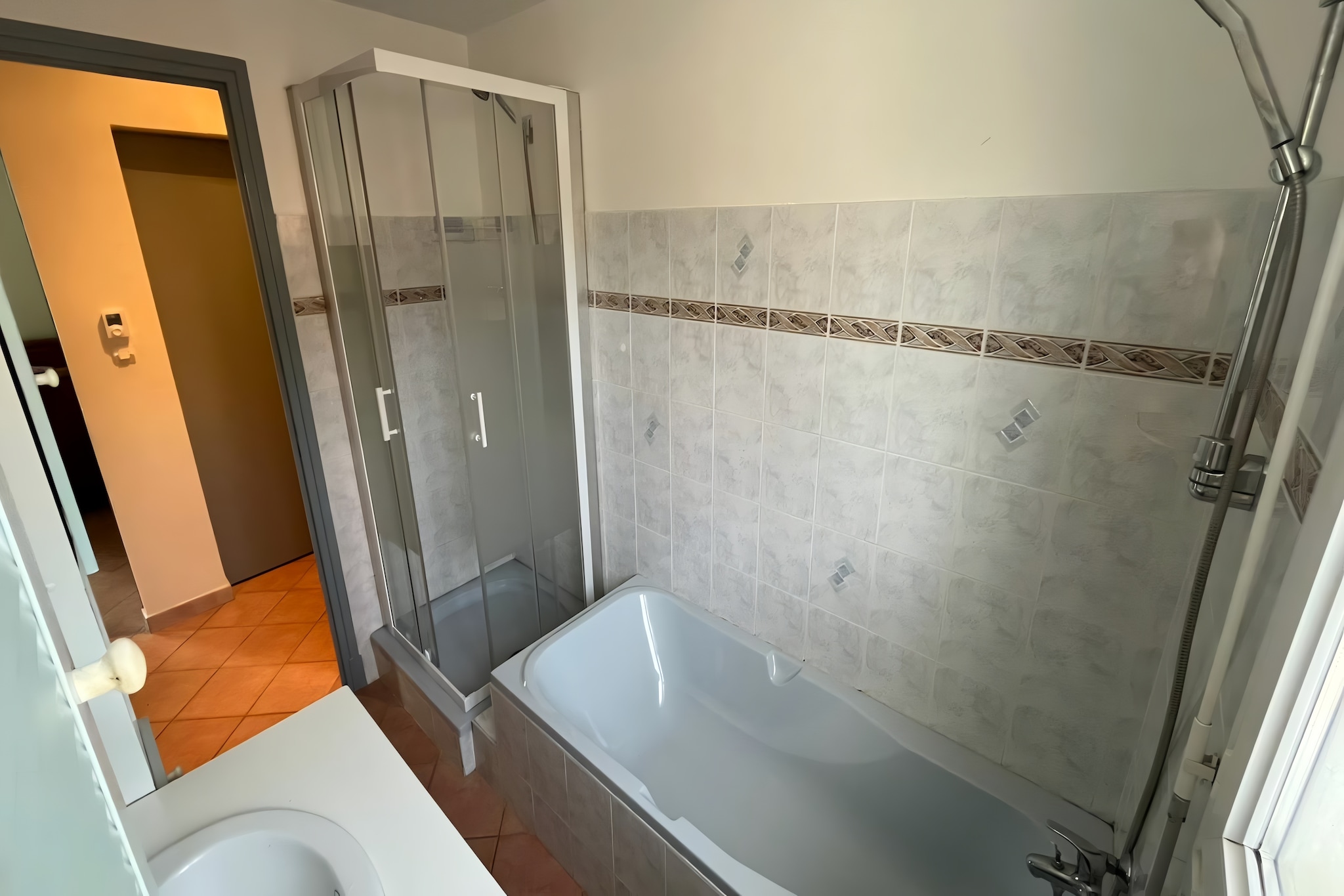 Villa avec piscine-Bathroom