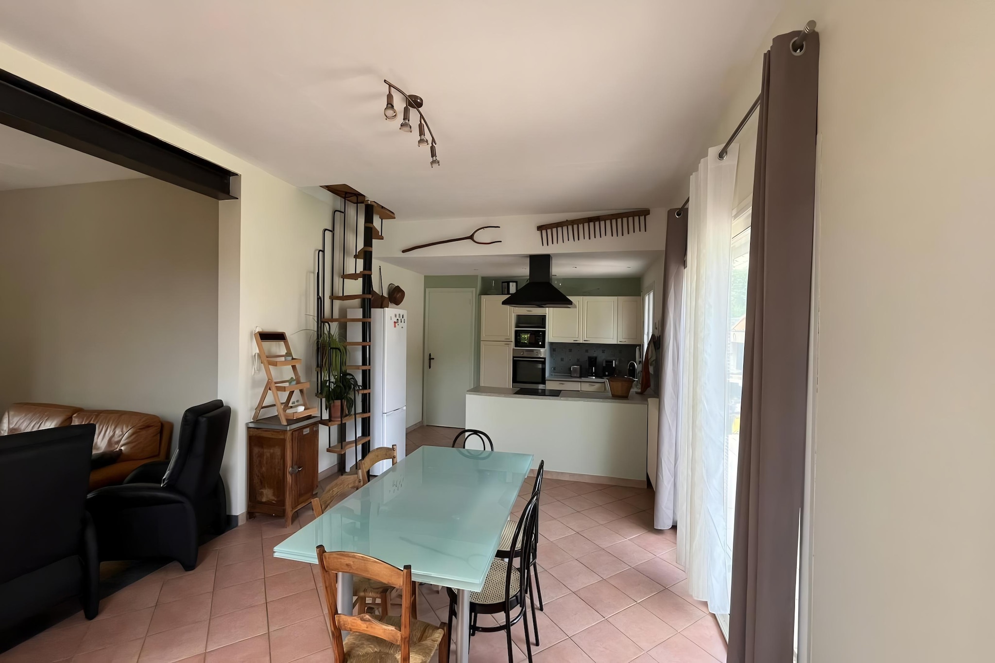 Villa avec piscine-Dining room