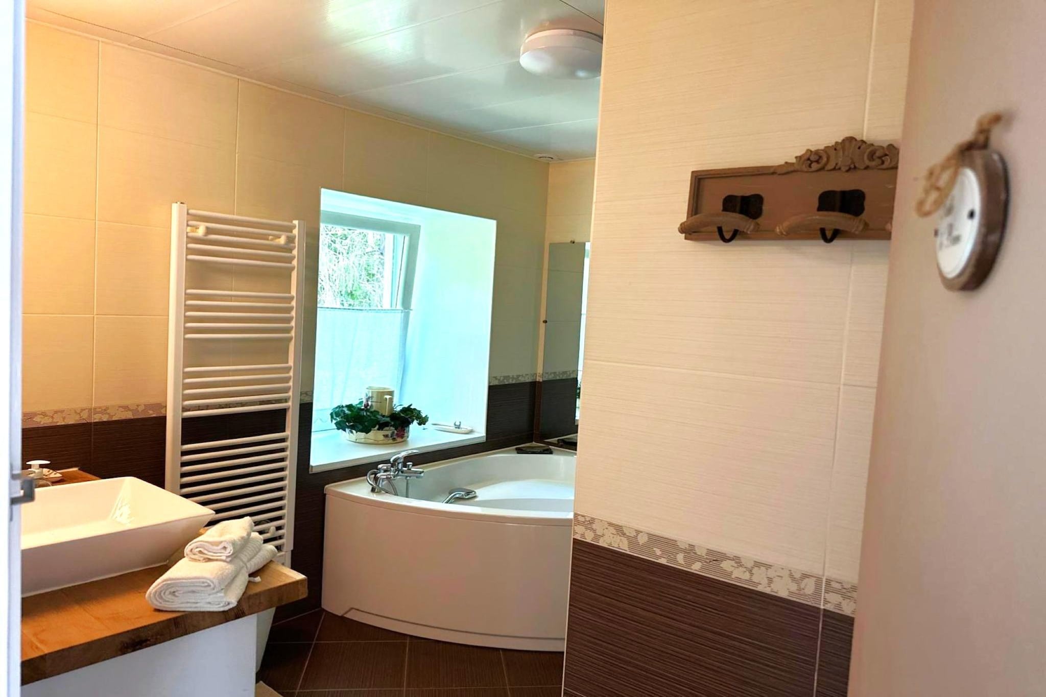 Le Moulin de Camelière-Badkamer